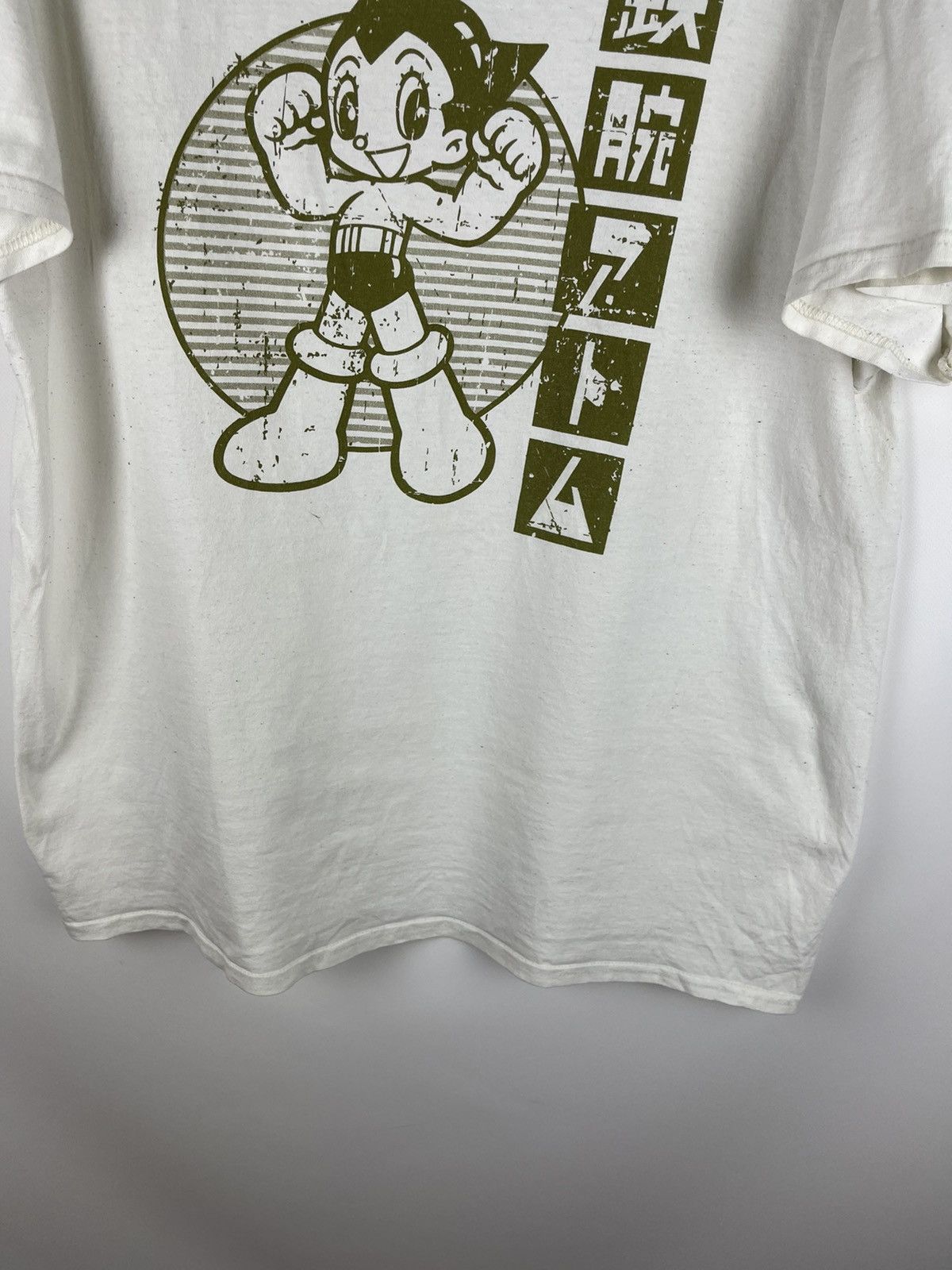 Anime × Japanese Brand Tezuka Lootcrate Astro Boy Japanese symbol rare tee shirt Size US XL / EU 56 / 4 - 5 Thumbnail