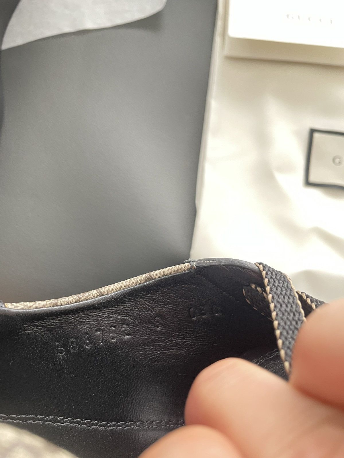 Gucci Limited Edition Supreme Gucci Logo Leather Sneaker Size US 9.5 / EU 42-43 - 7 Thumbnail