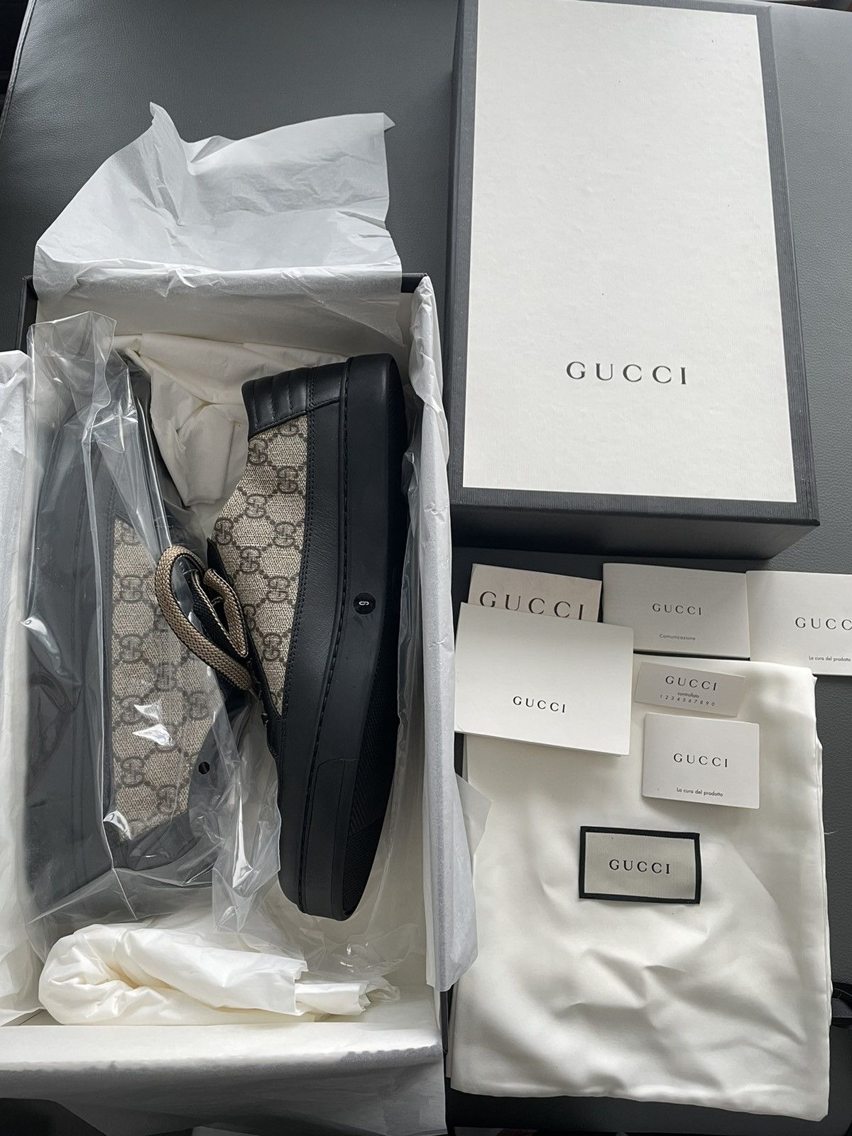 Gucci Limited Edition Supreme Gucci Logo Leather Sneaker Size US 9.5 / EU 42-43 - 11 Thumbnail