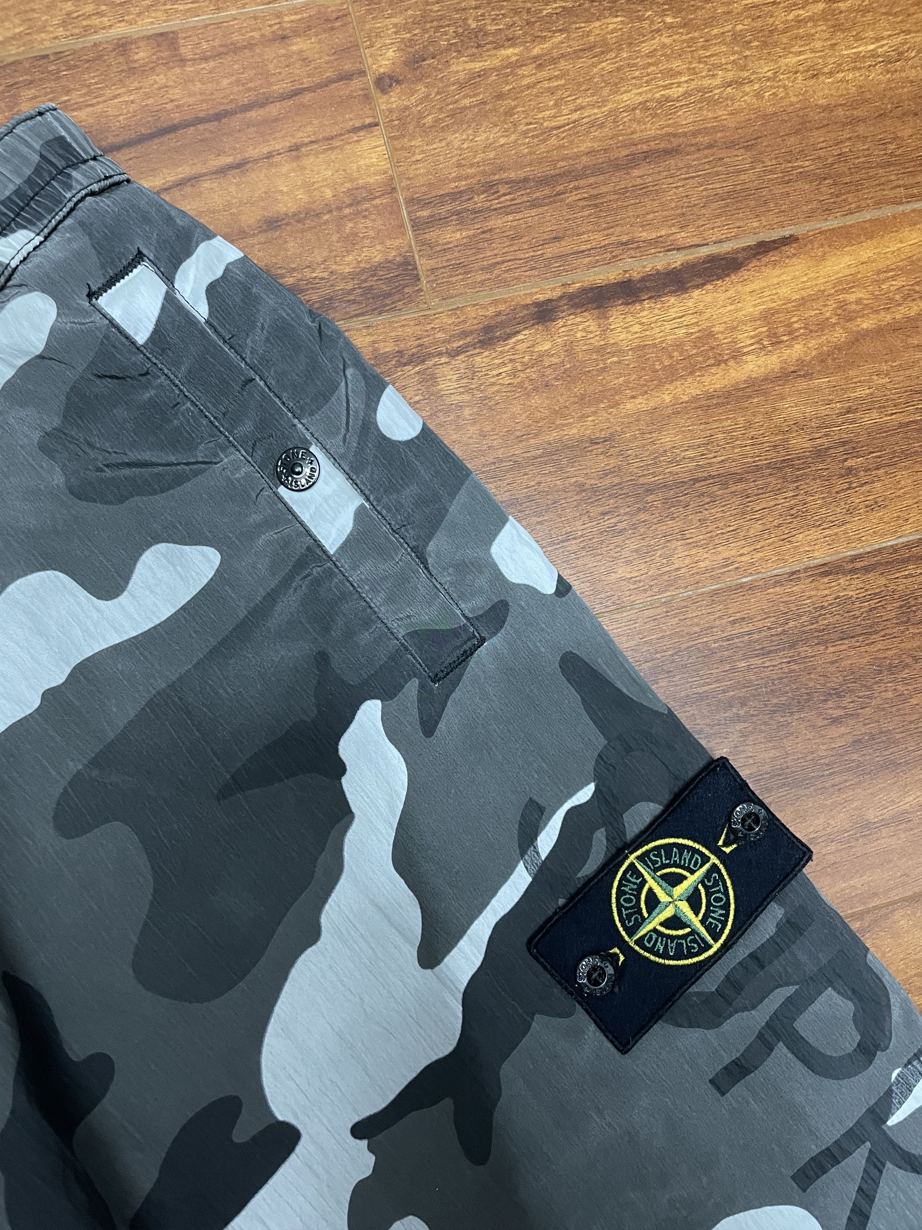 Stone Island × Supreme Supreme Stone Island SS16 Camo Nylon Metal Track Pants Size US 30 / EU 46 - 4 Thumbnail