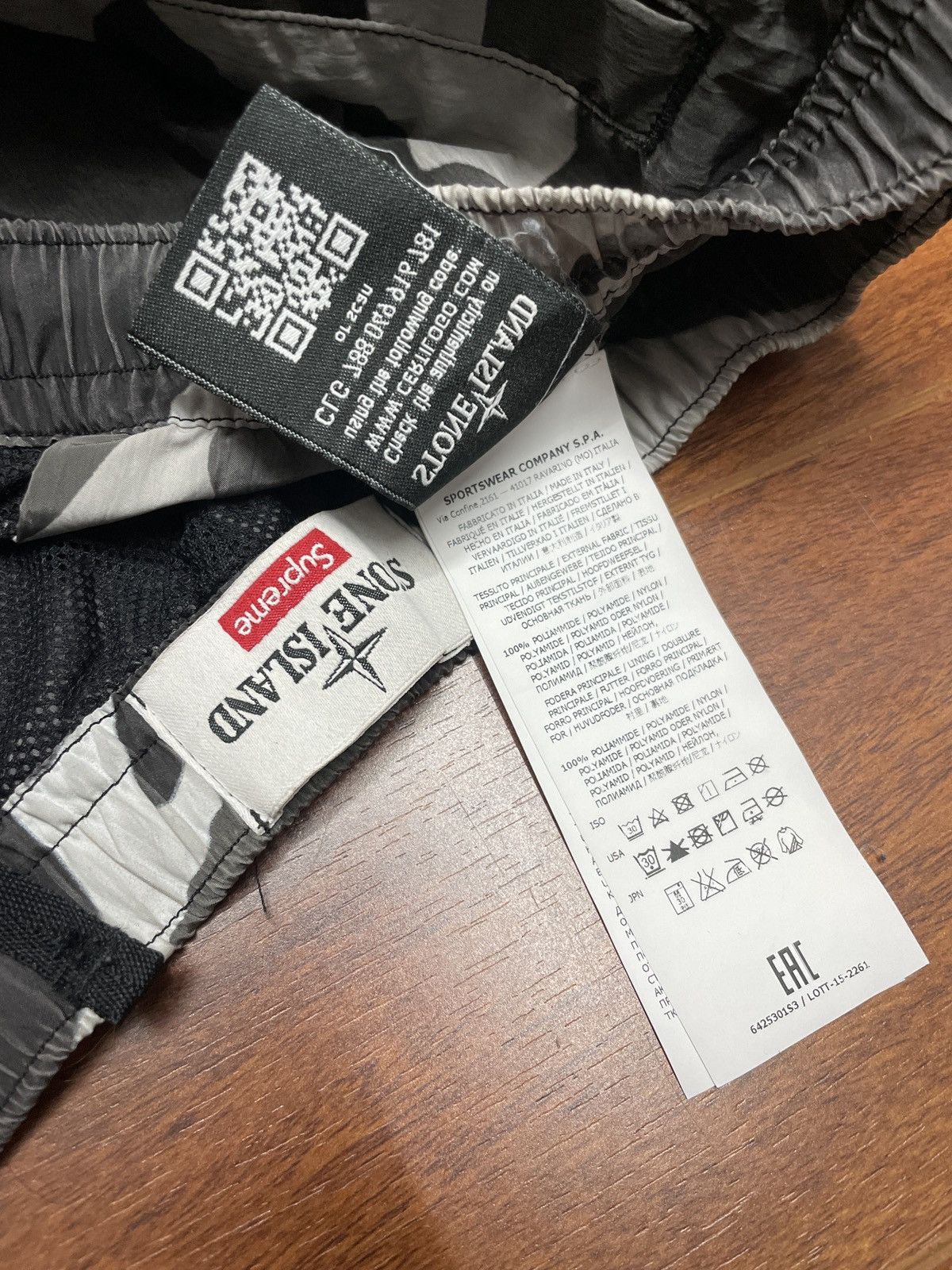 Stone Island × Supreme Supreme Stone Island SS16 Camo Nylon Metal Track Pants Size US 30 / EU 46 - 7 Thumbnail