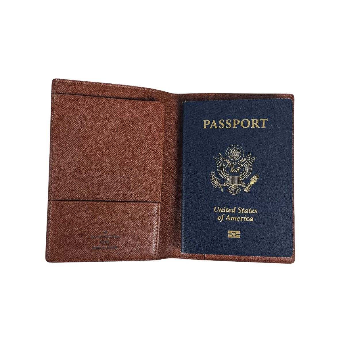 Louis Vuitton Louis Vuitton Monogram Passport Holder Wallet Size ONE SIZE - 6 Thumbnail