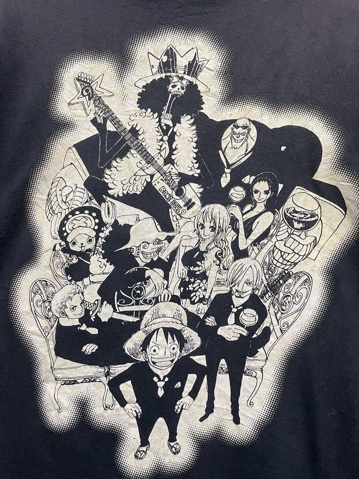 Anime × Japanese Brand × One Piece Rare One Piece Full Character vintage Tee Size US L / EU 52-54 / 3 - 2 Thumbnail