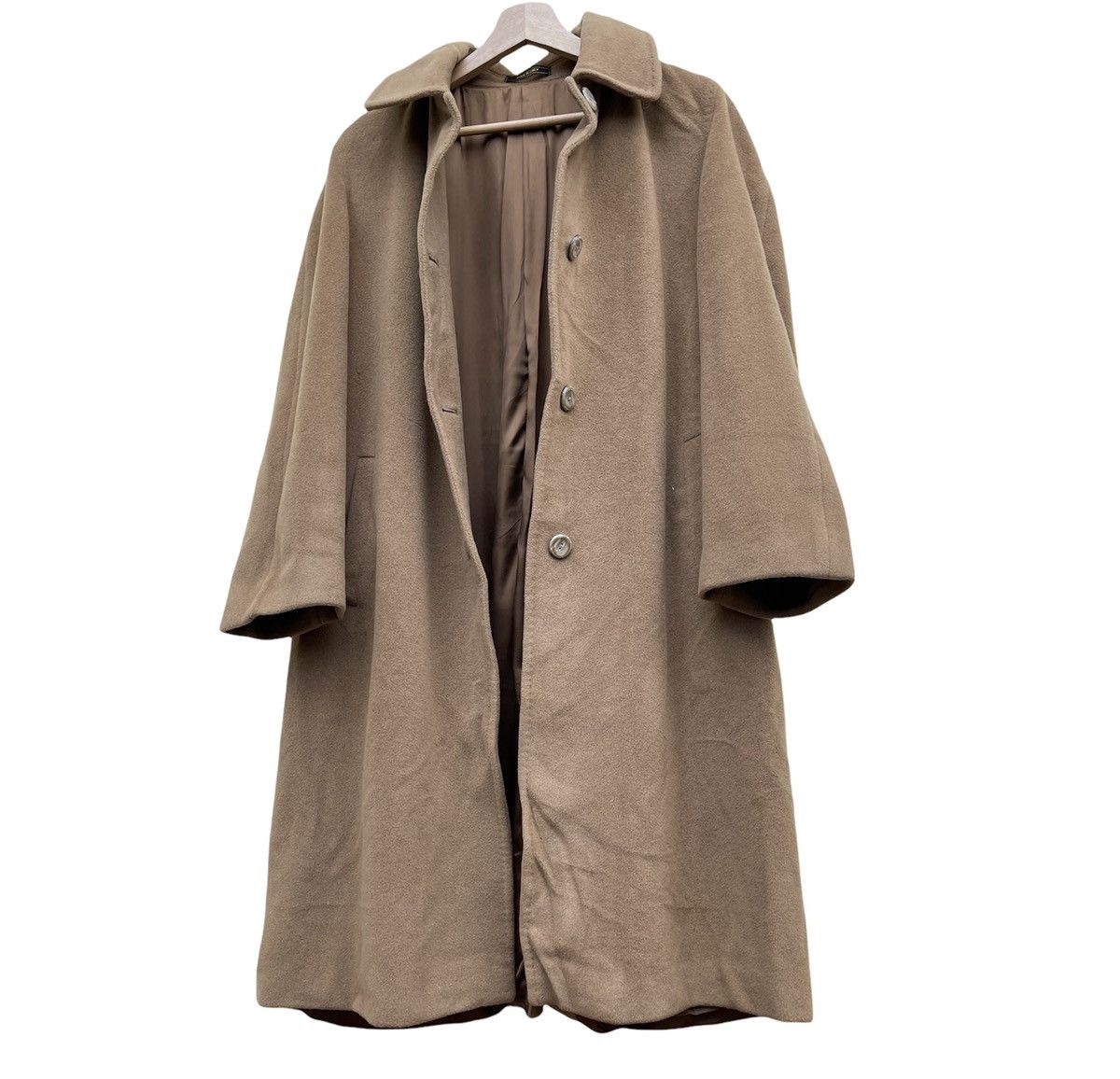 Italian Designers Donna Garrett’s wool longcoat Size US XL / EU 56 / 4 - 2 Preview
