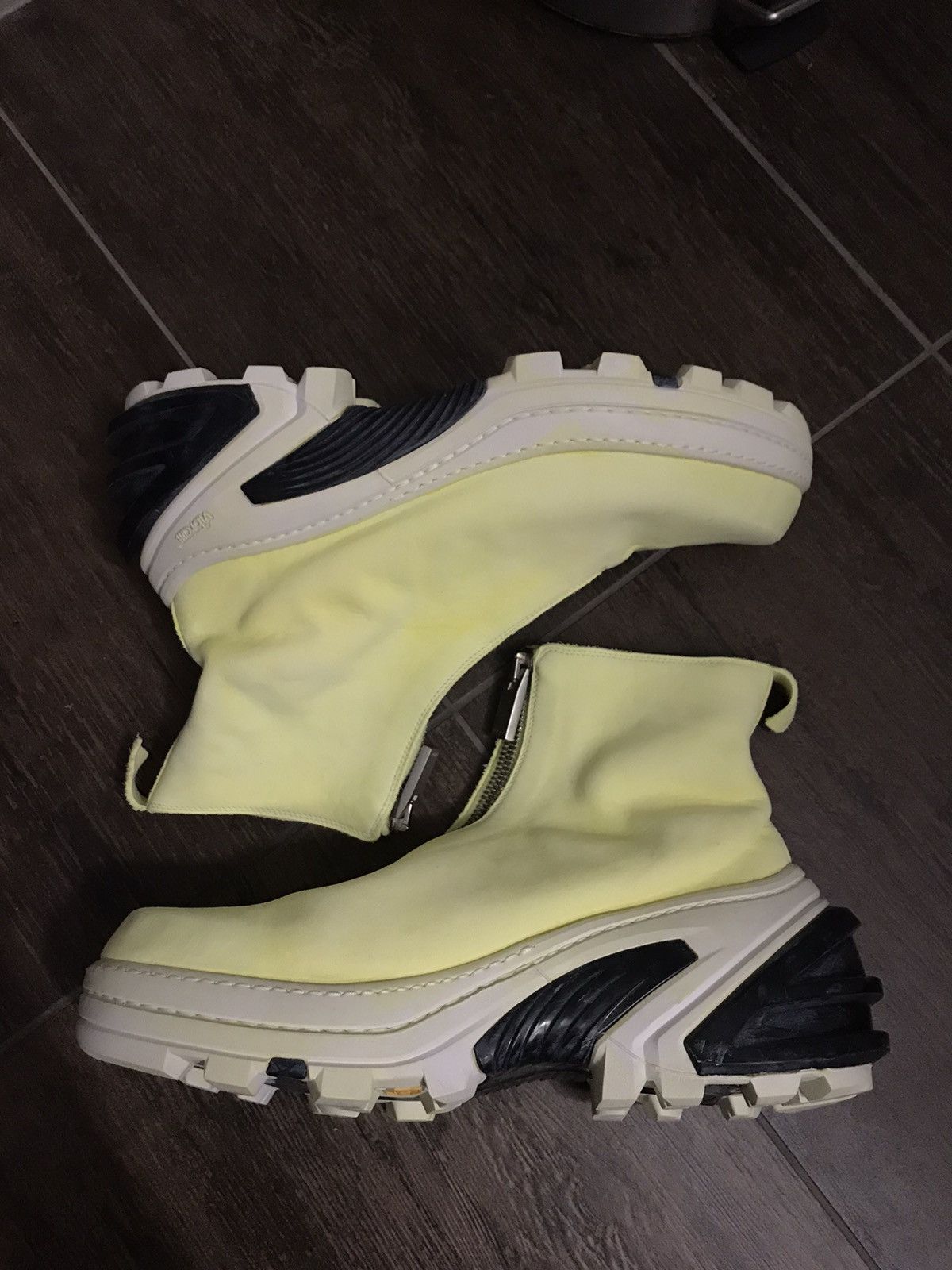 1017 ALYX 9SM X ALYX GUIDI FRONT ZIP LEATHER VIBRAM BOOTS