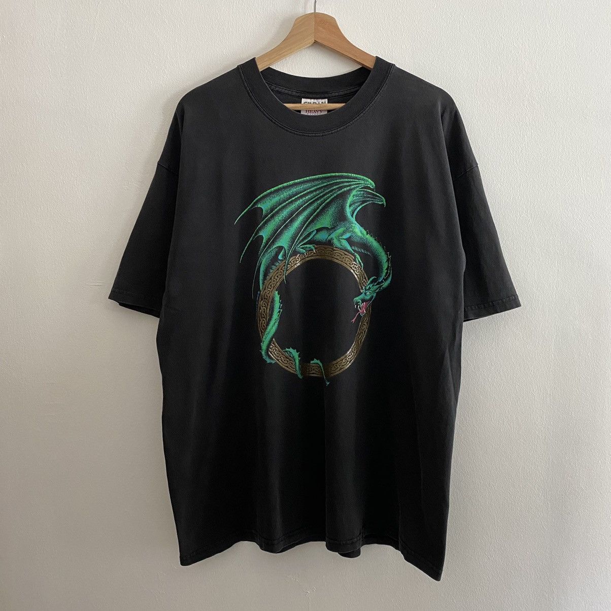 Designer × Vintage Vintage Hewlin Dragon Graphic Tee Travis Scott Style Size US XL / EU 56 / 4 - 1 Thumbnail