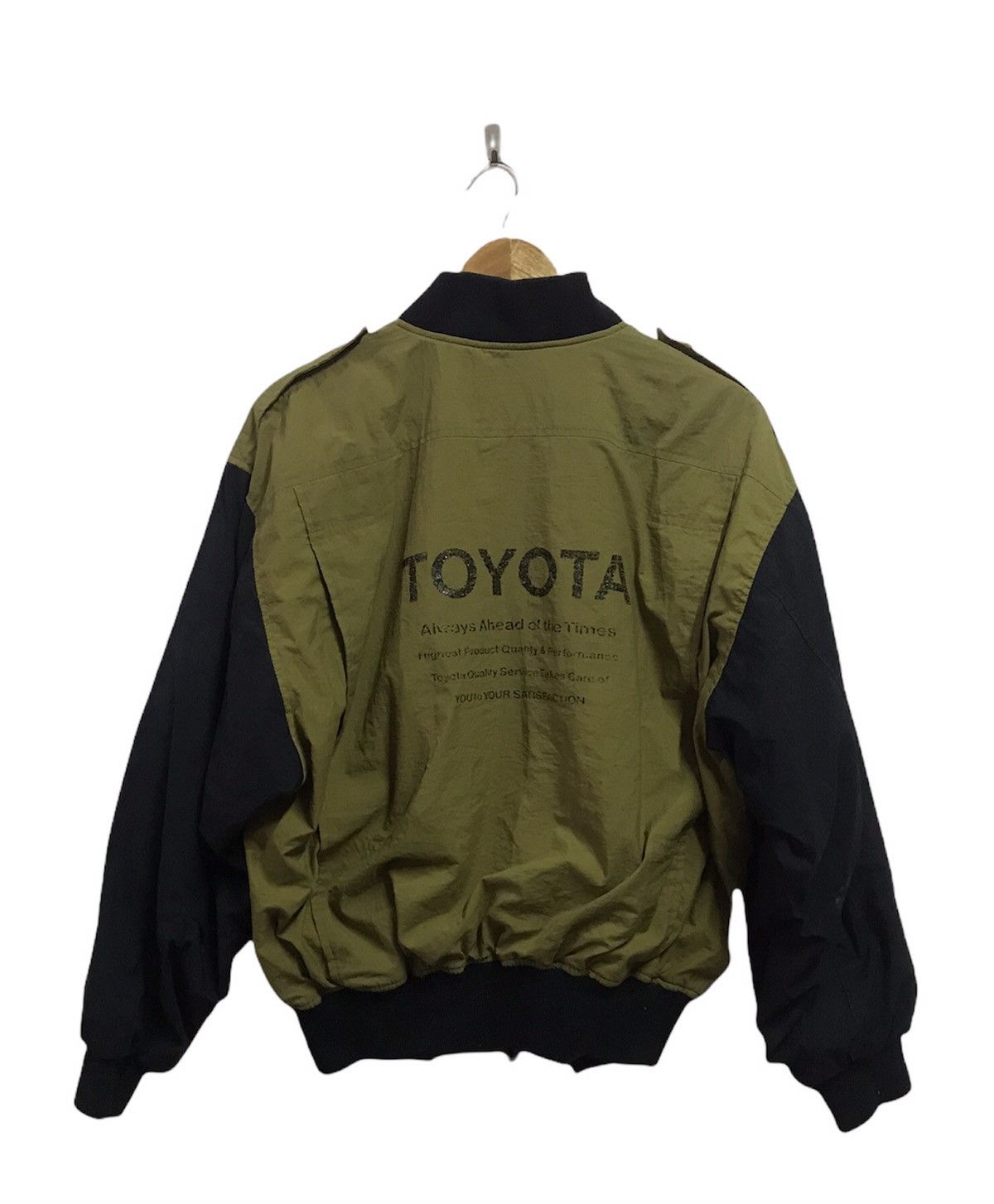 Japanese Brand RARE VINTAGE TOYOTA RACING DEVELOPMENT TRD LIGHT JACKET Size US M / EU 48-50 / 2 - 4 Thumbnail