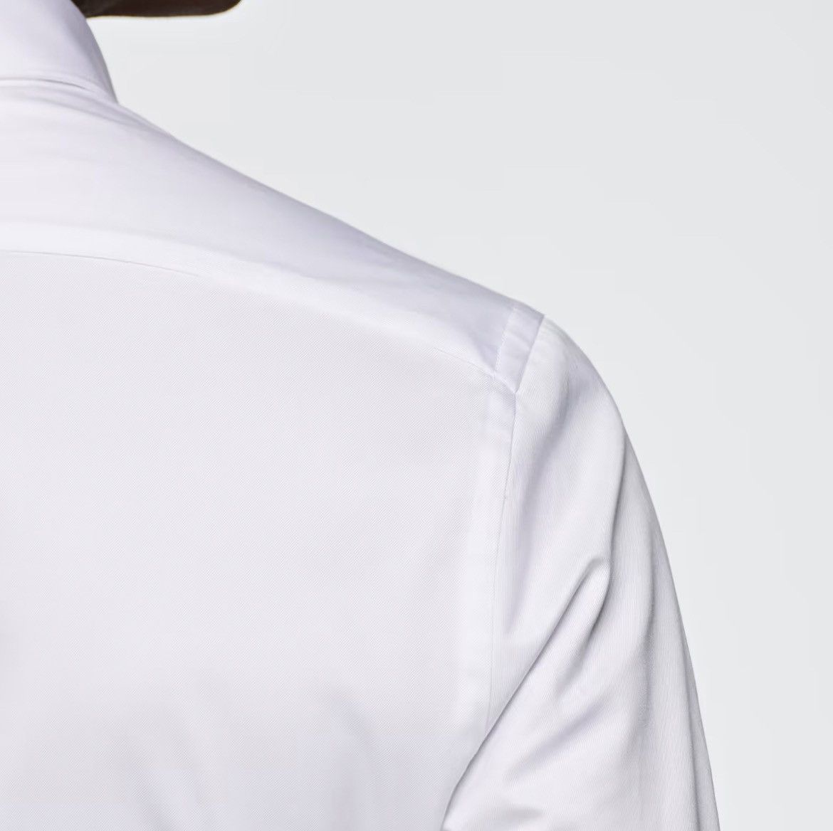 Suitsupply Suitsupply Egyptian Cotton White Fine Twill Slim Fit Shirt Size US M / EU 48-50 / 2 - 7 Thumbnail