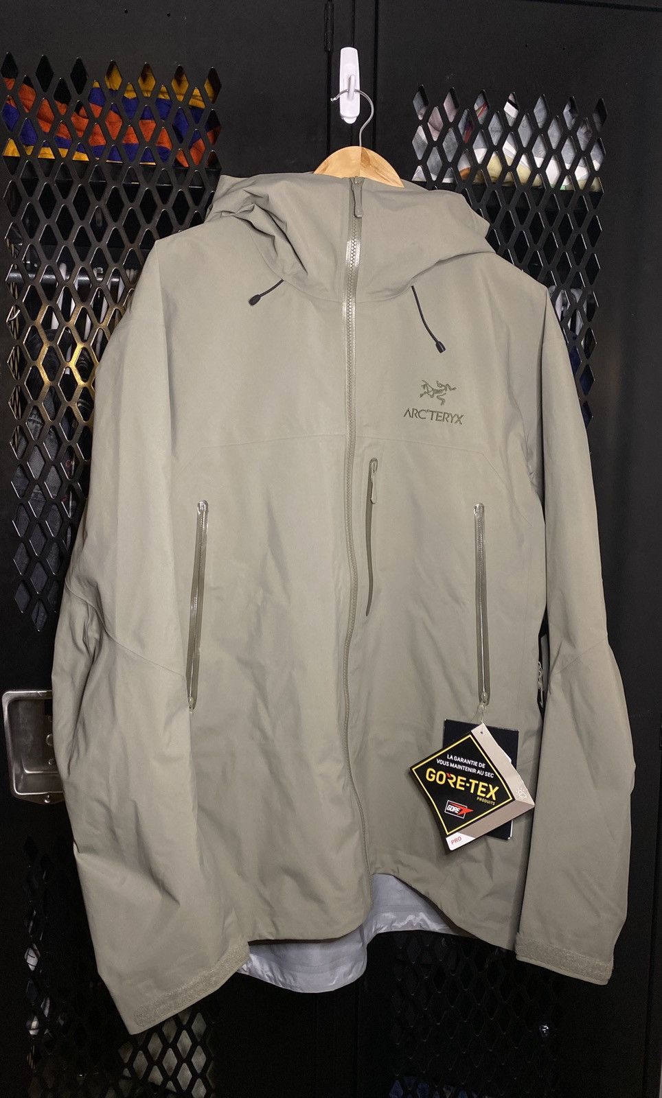 Arc'Teryx Beta SV Shell - Distortion | Grailed