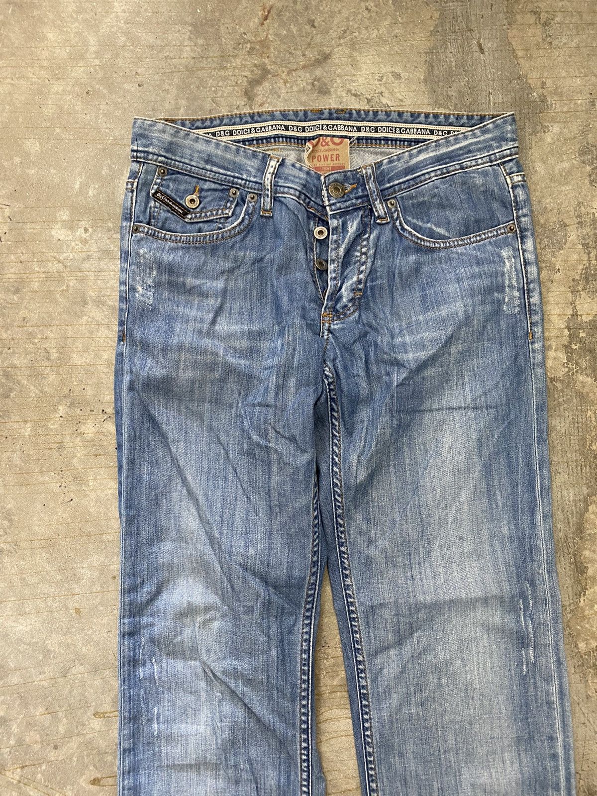 Dolce & Gabbana Dolce & Gabbana light wash denim Size US 30 / EU 46 - 3 Thumbnail