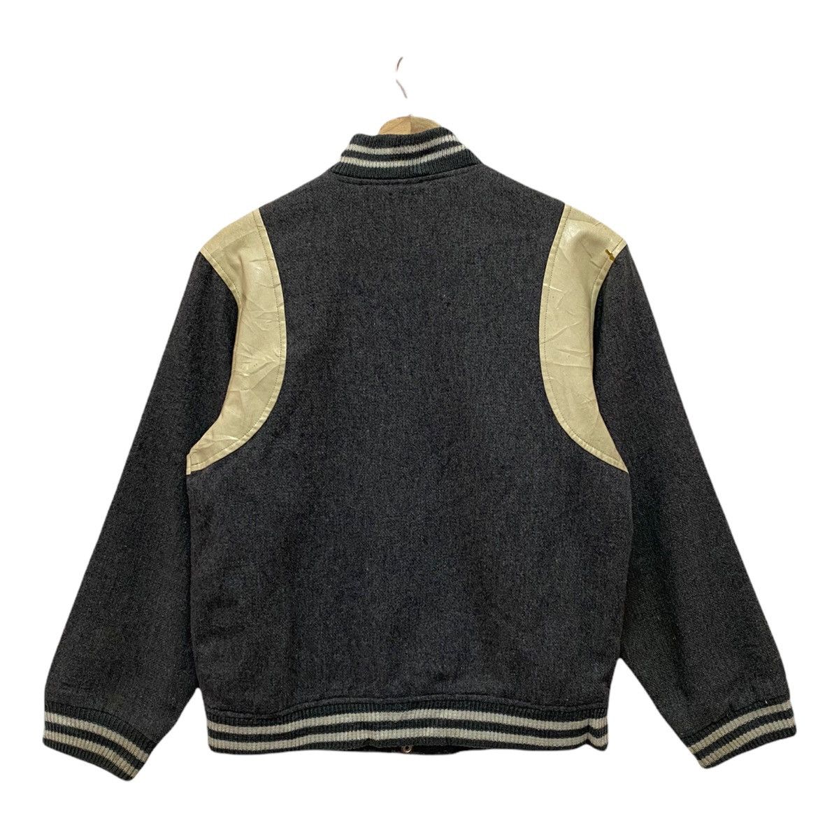 Japanese Brand VINTAGE JAPANESE PLAIN WOOL TEDDY VARSITY JACKET Size US S / EU 44-46 / 1 - 2 Thumbnail