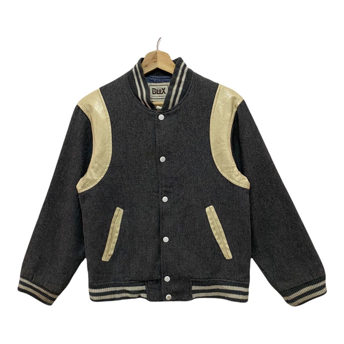 Japanese Brand VINTAGE JAPANESE PLAIN WOOL TEDDY VARSITY JACKET Size US S / EU 44-46 / 1 - 4 Thumbnail