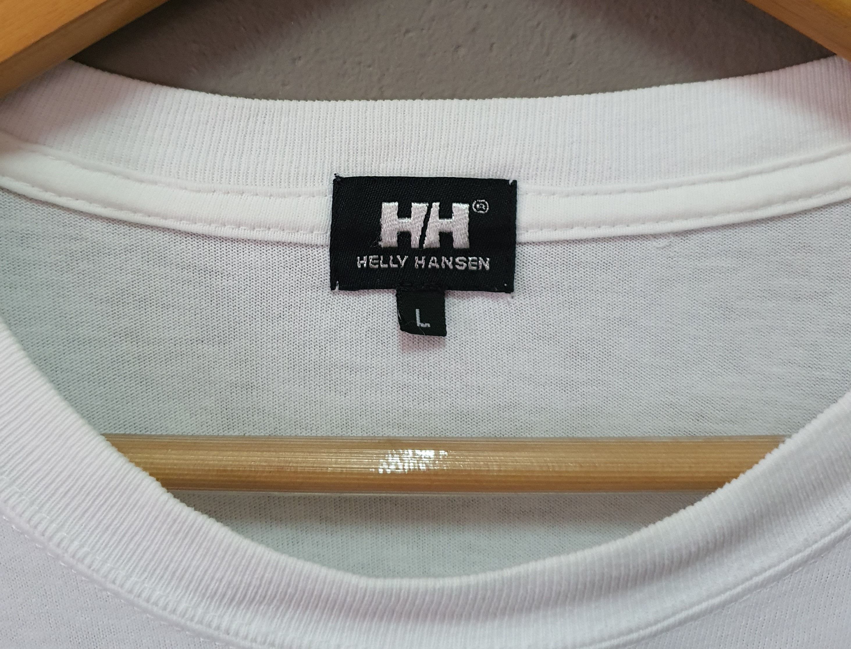 Helly Hansen HELLY HANSEN Surf Patrol 1990s T shirt size Large Size US L / EU 52-54 / 3 - 6 Thumbnail