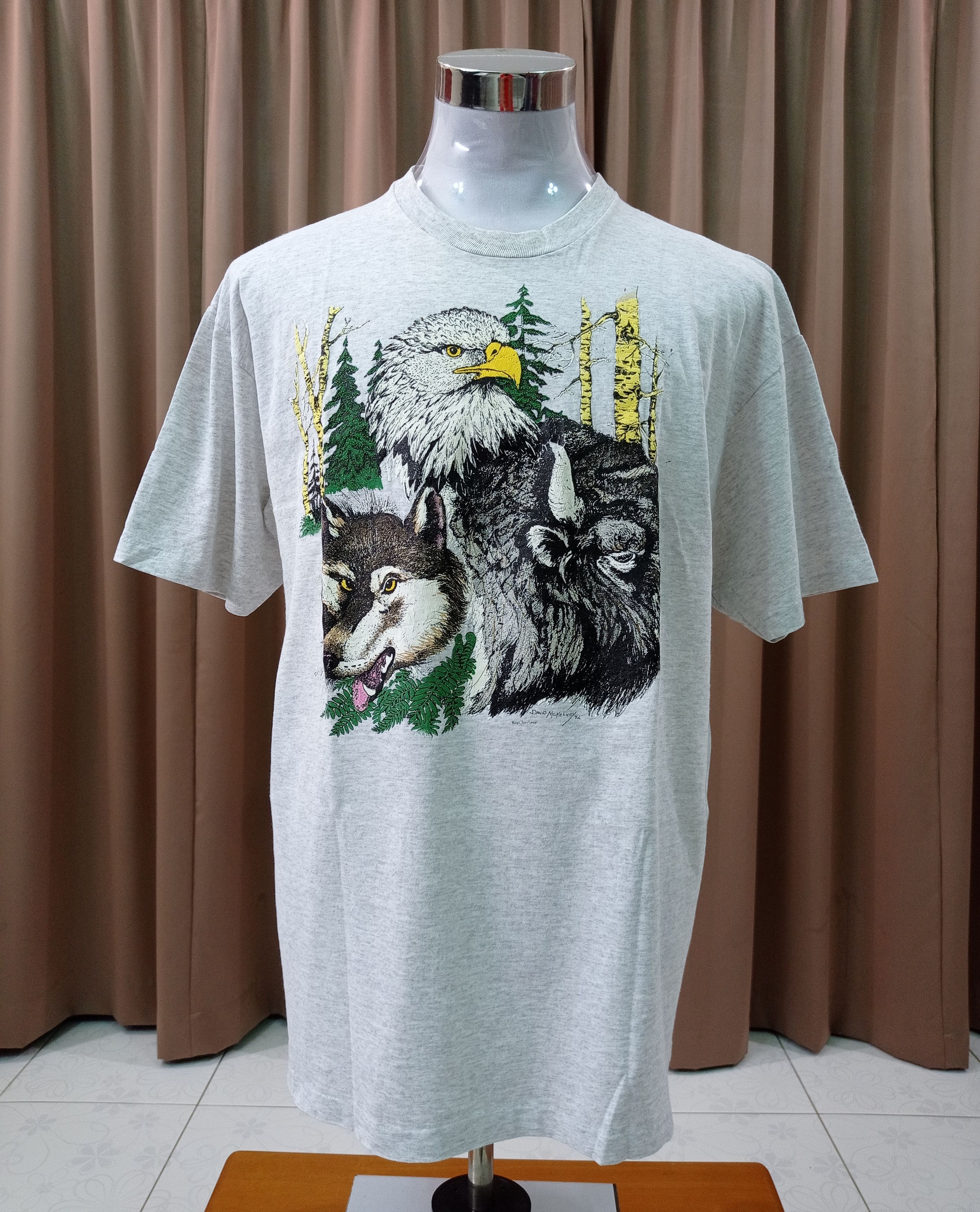 Other 1992 HANES WILDLIFE TEE – VINTAGE USA Size US XL / EU 56 / 4 - 1 Thumbnail