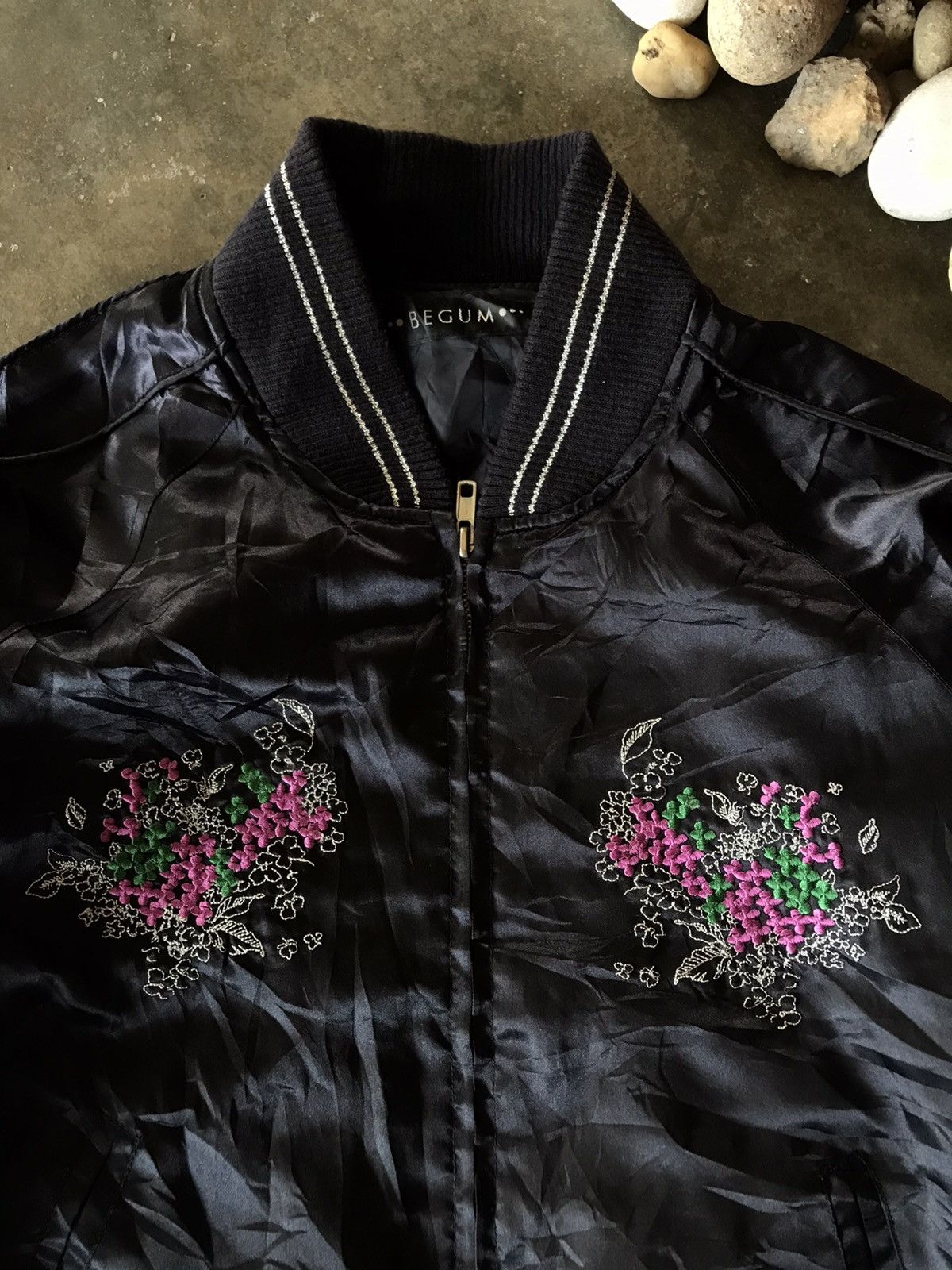 Japanese Brand × Vintage VTG JAPAN Sukajan Souvenir Embroidery Black Flower Jacket Size US S / EU 44-46 / 1 - 6 Thumbnail
