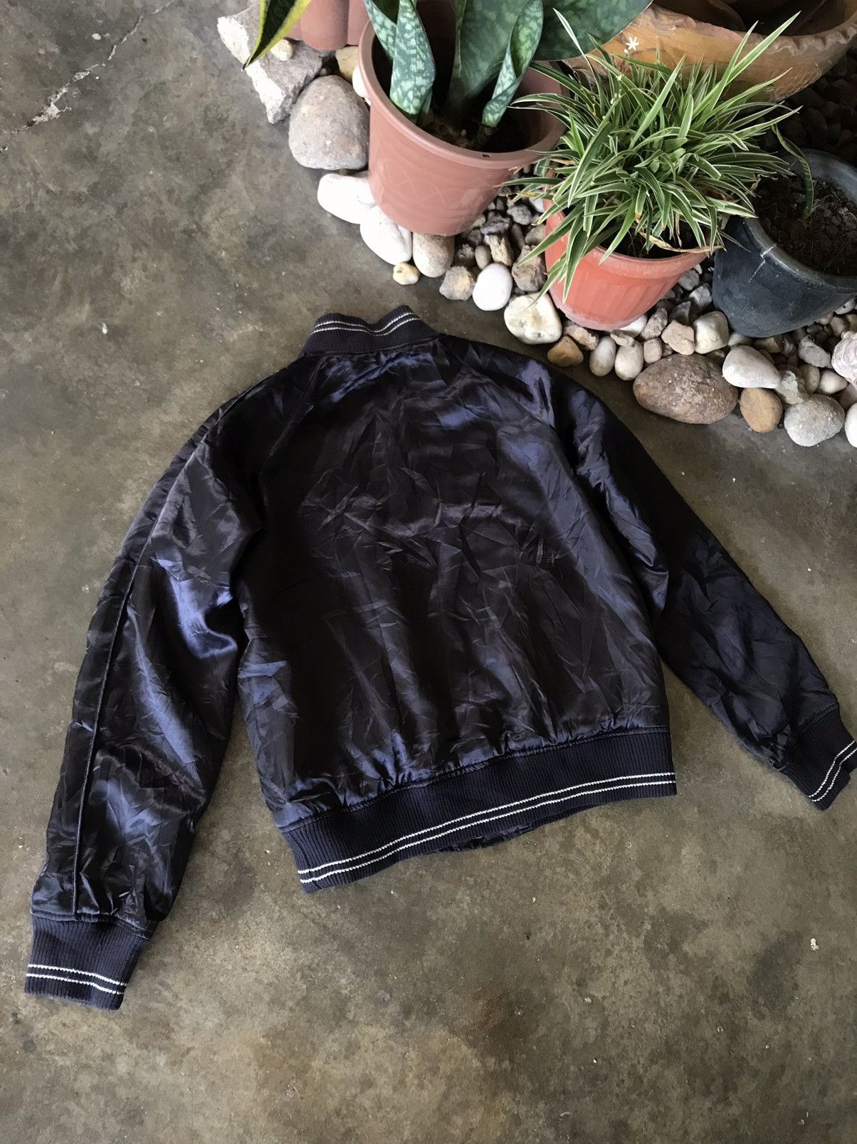 Japanese Brand × Vintage VTG JAPAN Sukajan Souvenir Embroidery Black Flower Jacket Size US S / EU 44-46 / 1 - 8 Thumbnail