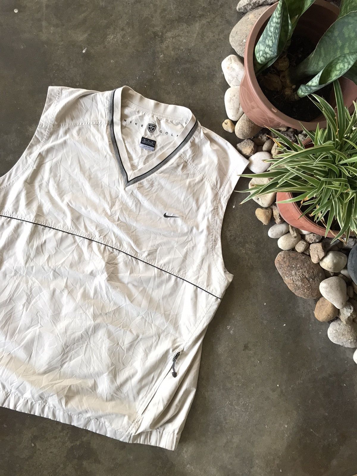 Nike VINTAGE NIKE Golf Light Vest V Neck 🔥 Size US XL / EU 56 / 4 - 1 Thumbnail