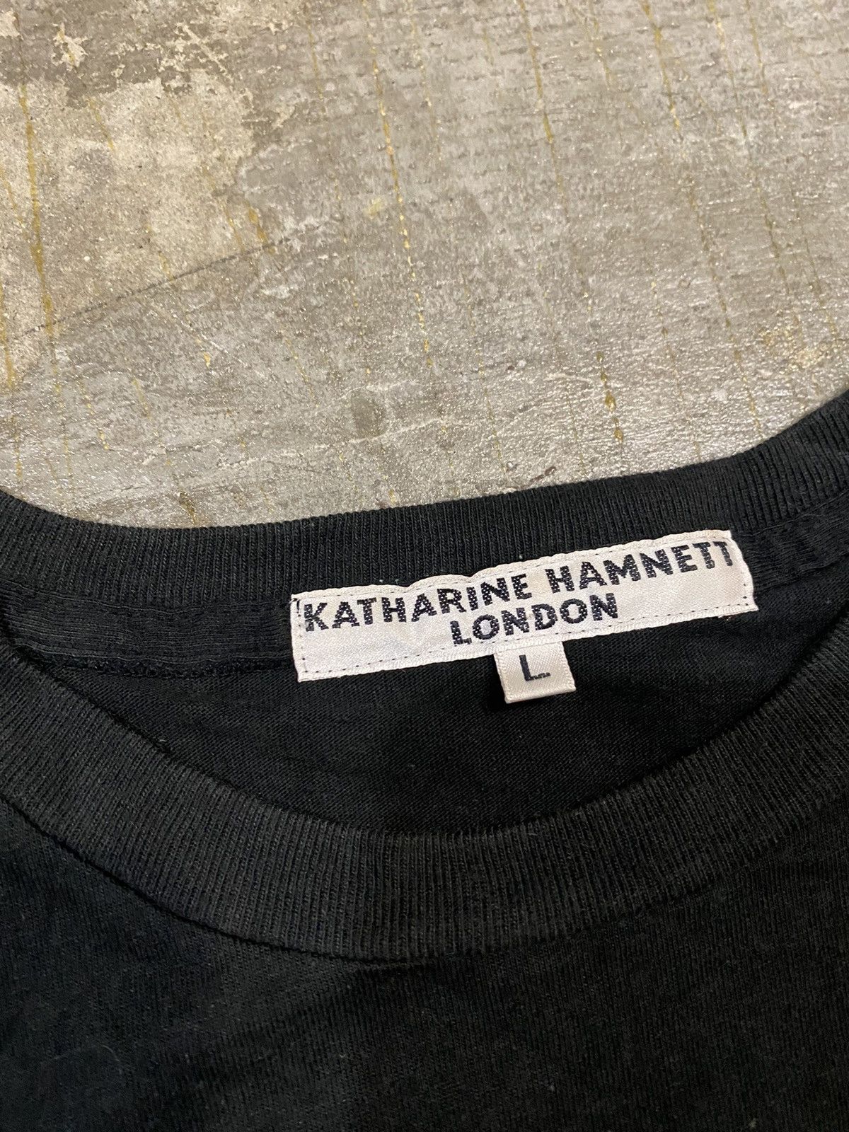 Katharine Hamnett London Vtg Logo tee Size US L / EU 52-54 / 3 - 6 Thumbnail