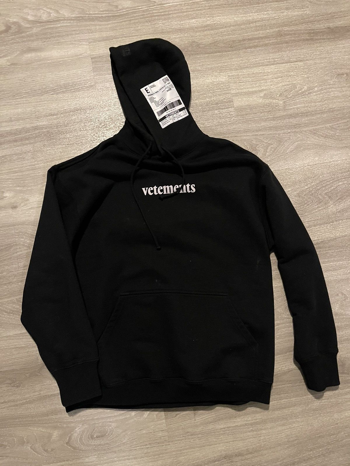 Vetements discount postage hoodie