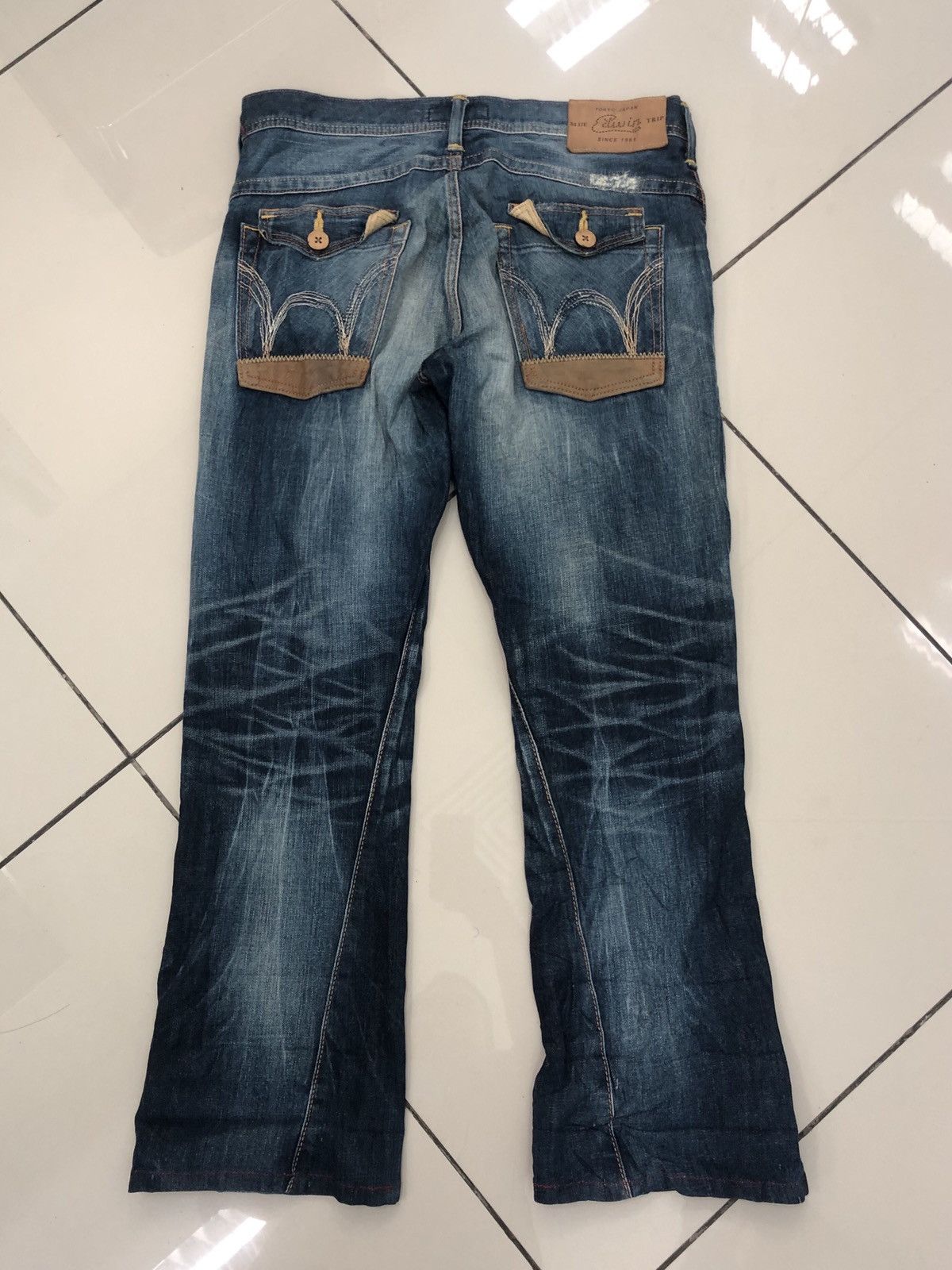 Edwin × Seditionaries Distressed Denim sashiko boro Brand EDWIN BLUE TRIP Size US 34 / EU 50 - 2 Thumbnail