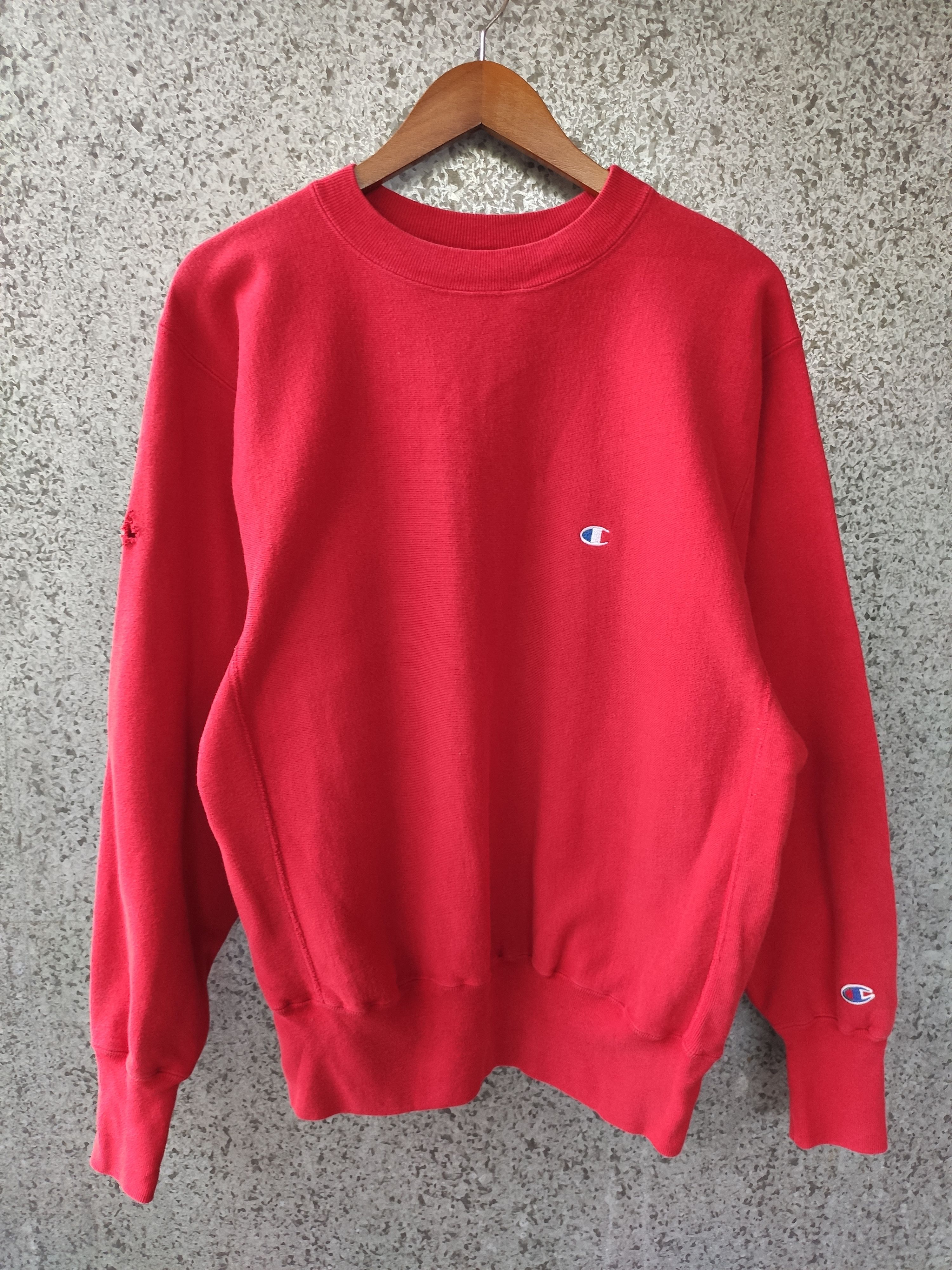 Champion Vtg Champion sweatshirt distressed Champion reverse weave Size US L / EU 52-54 / 3 - 1 Thumbnail