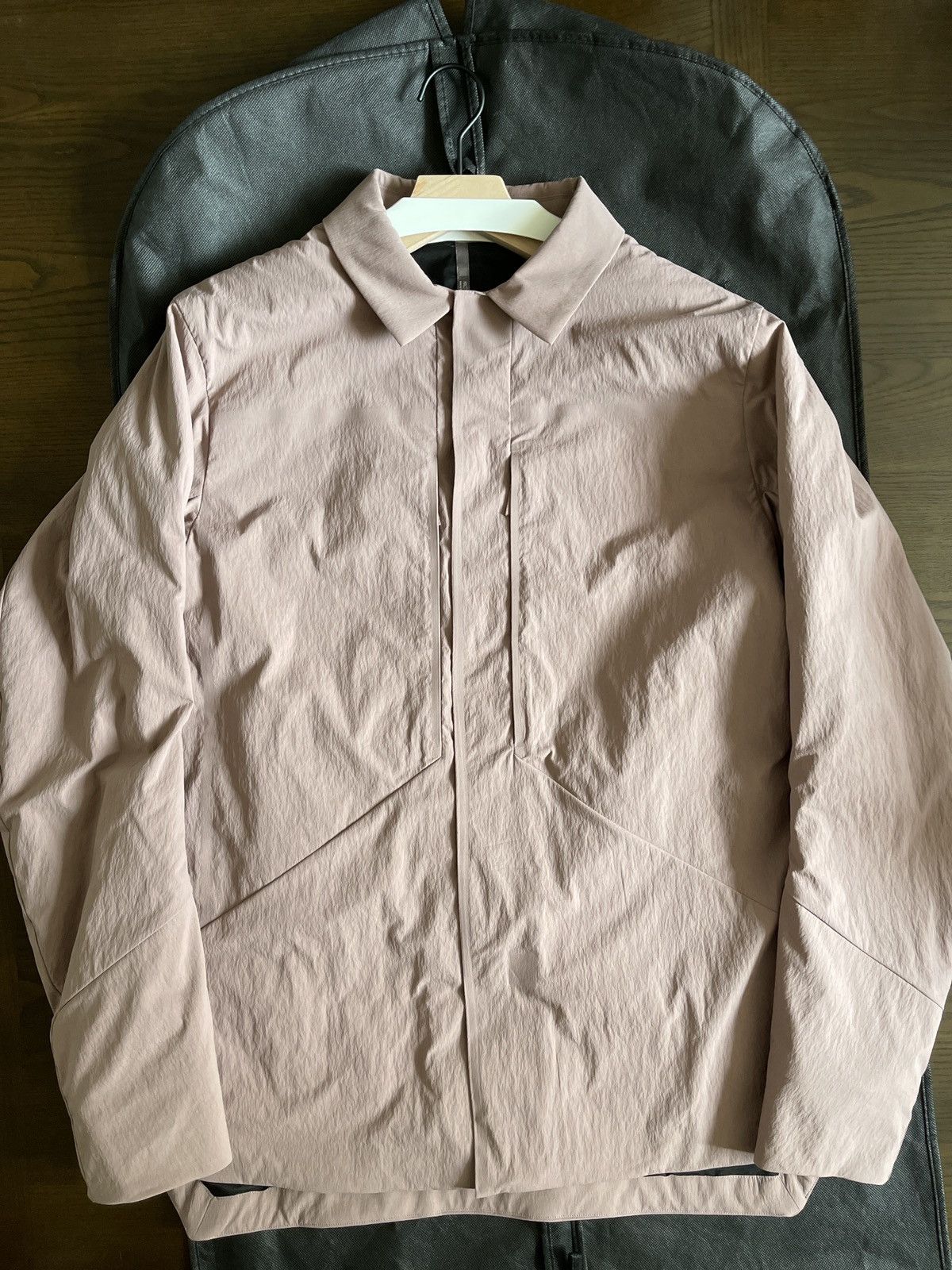 Arc'Teryx Veilance Mionn IS Overshirt (Mauve Sand) | Grailed