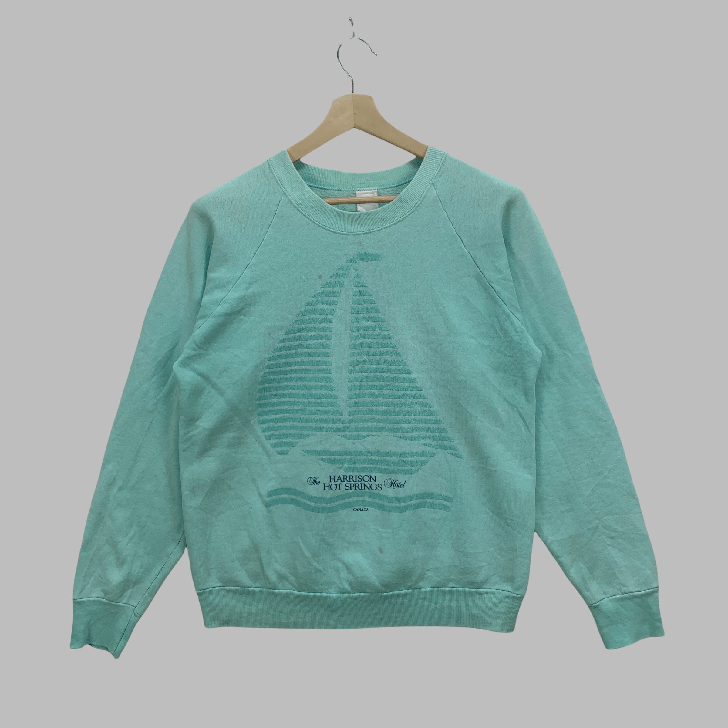 Other 80's The Harrison Hot Springs Hotel Sweatshirt #3720-130 Size US M / EU 48-50 / 2 - 1 Thumbnail