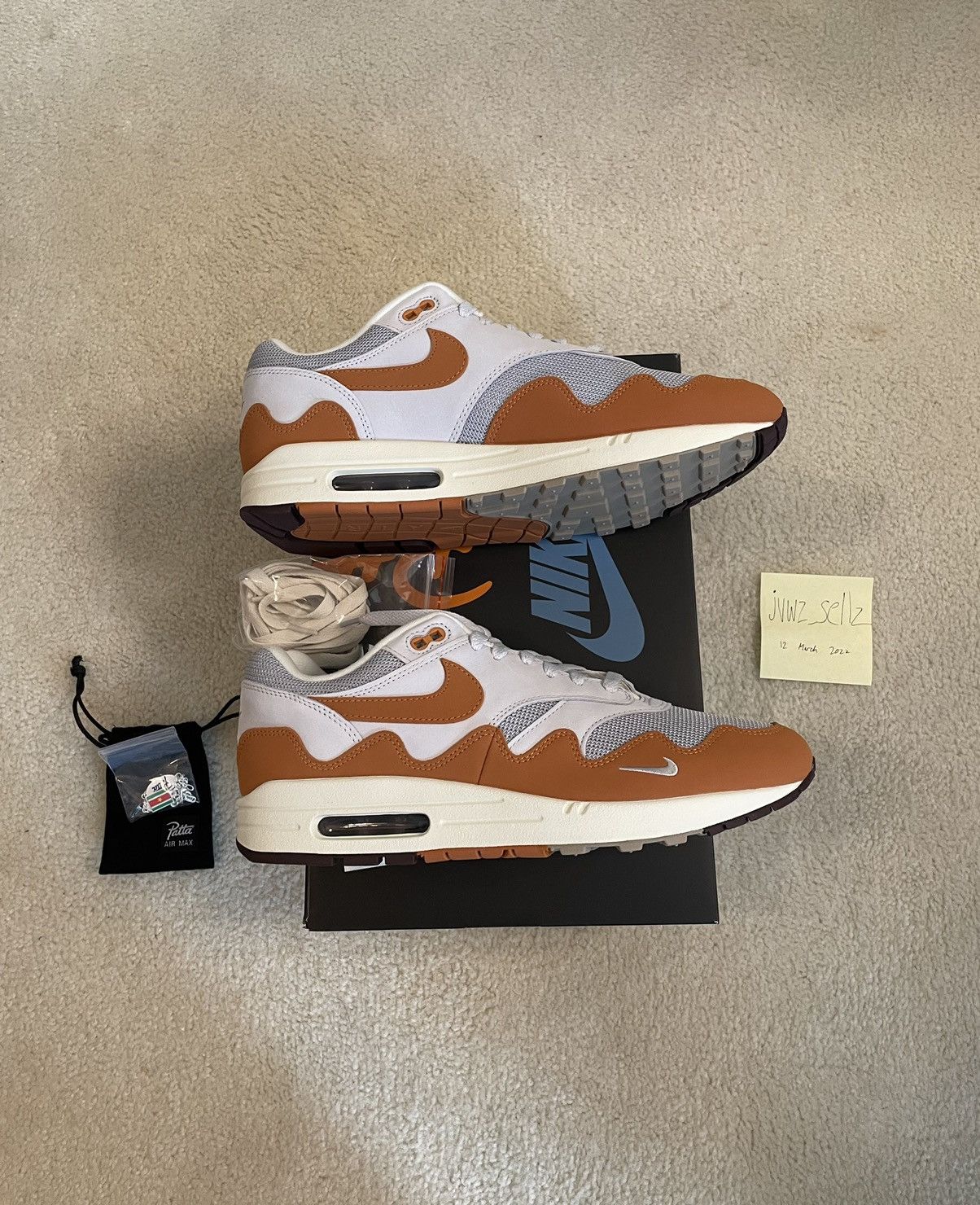 Nike x Patta Air Max Monarch