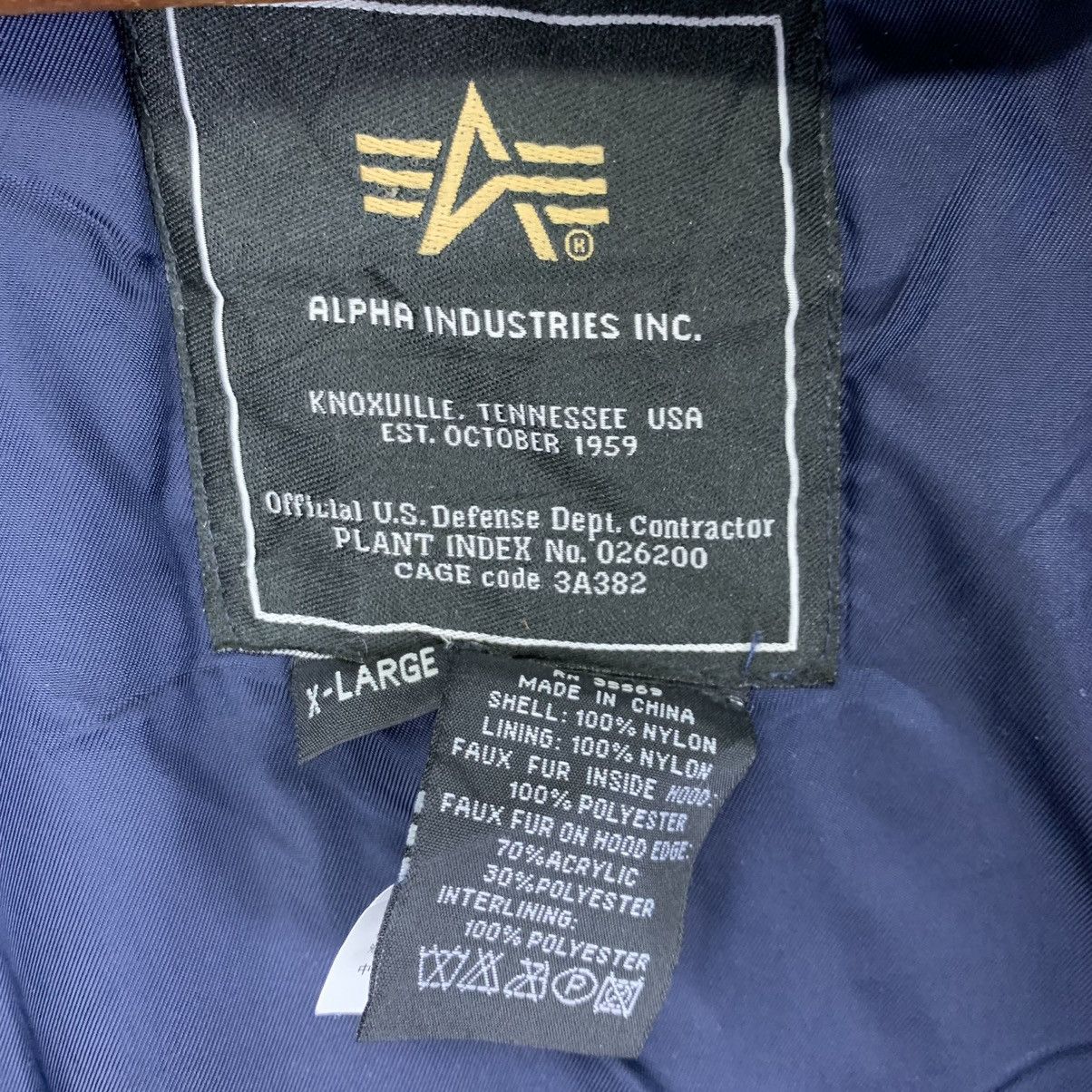 Alpha Industries Vintage Alpha Industries Hoodie Navy Blue Bomber Jacket Size US XL / EU 56 / 4 - 9 Thumbnail