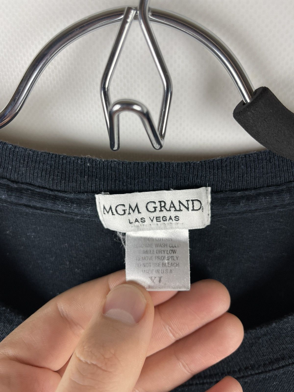 Vintage MGM Grand Las Vegas vintage made in USA lion big logo tee Size US XL / EU 56 / 4 - 5 Thumbnail