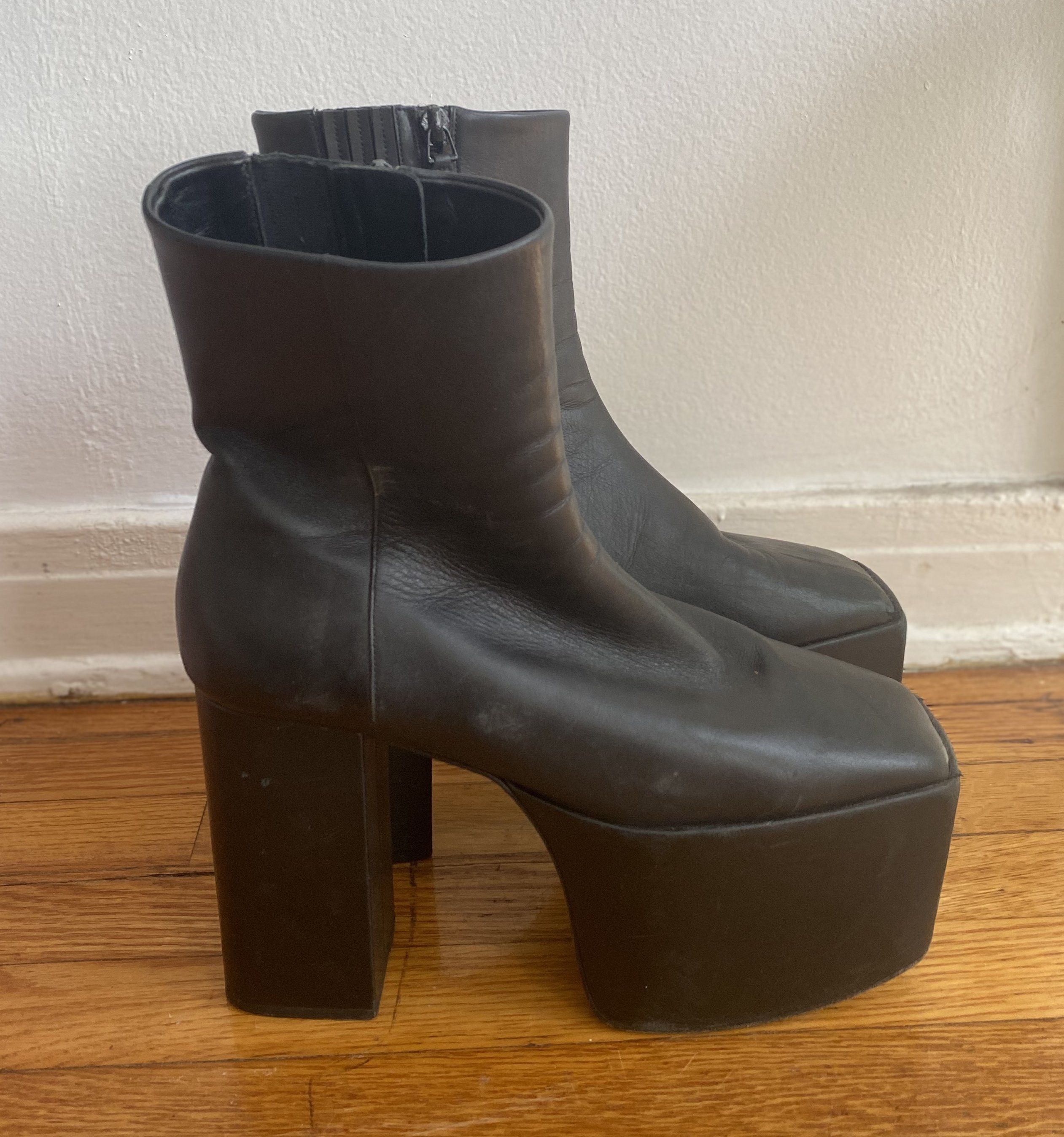 Balenciaga Iconic Balenciaga Platform Boot Size US 6.5 / EU 39-40 - 2 Thumbnail