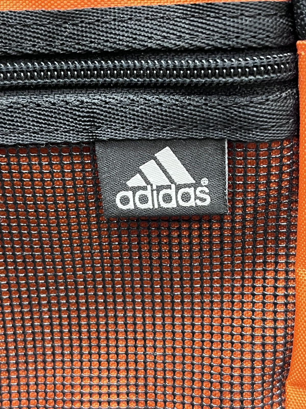 Adidas × Vintage ADIDAS Equipment by ACE Multi-pocket Light Padded Sling Bag Size ONE SIZE - 12 Thumbnail
