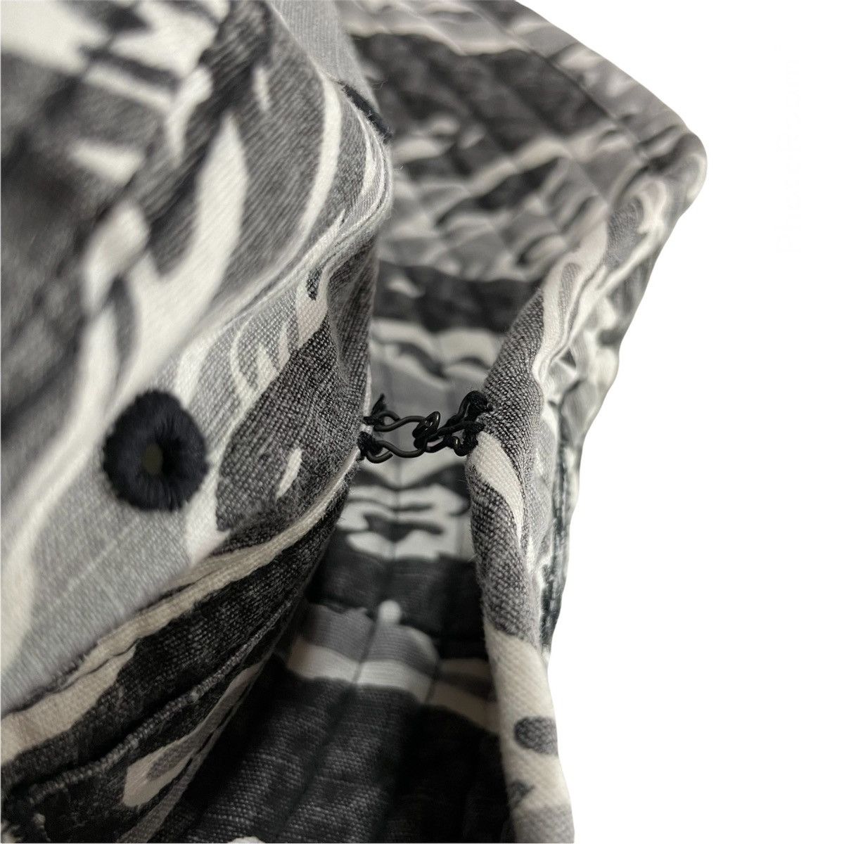 Wtaps WTAPS Tiger Stripe Bucket Hat Size ONE SIZE - 9 Thumbnail