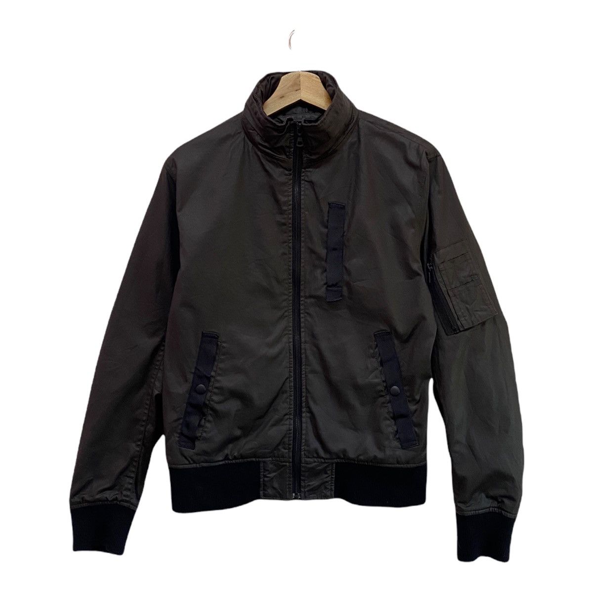 Undercover × Uniqlo SAMPLE JAPAN COATED CLOTH HYBRID BOMBER JACKET Size US M / EU 48-50 / 2 - 6 Thumbnail