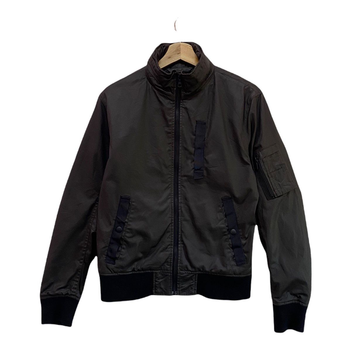 Undercover × Uniqlo SAMPLE JAPAN COATED CLOTH HYBRID BOMBER JACKET Size US M / EU 48-50 / 2 - 4 Thumbnail