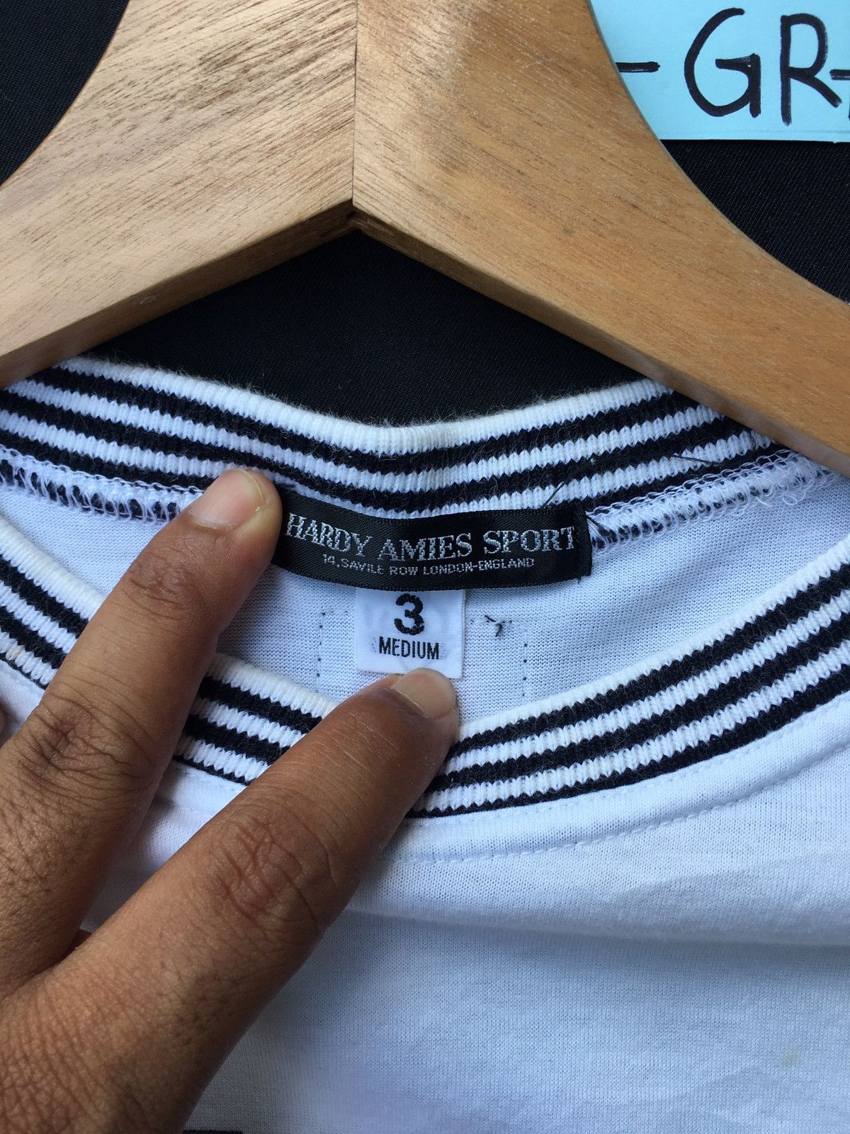 Vintage Rare Hardy Amies Sport London Tshirt