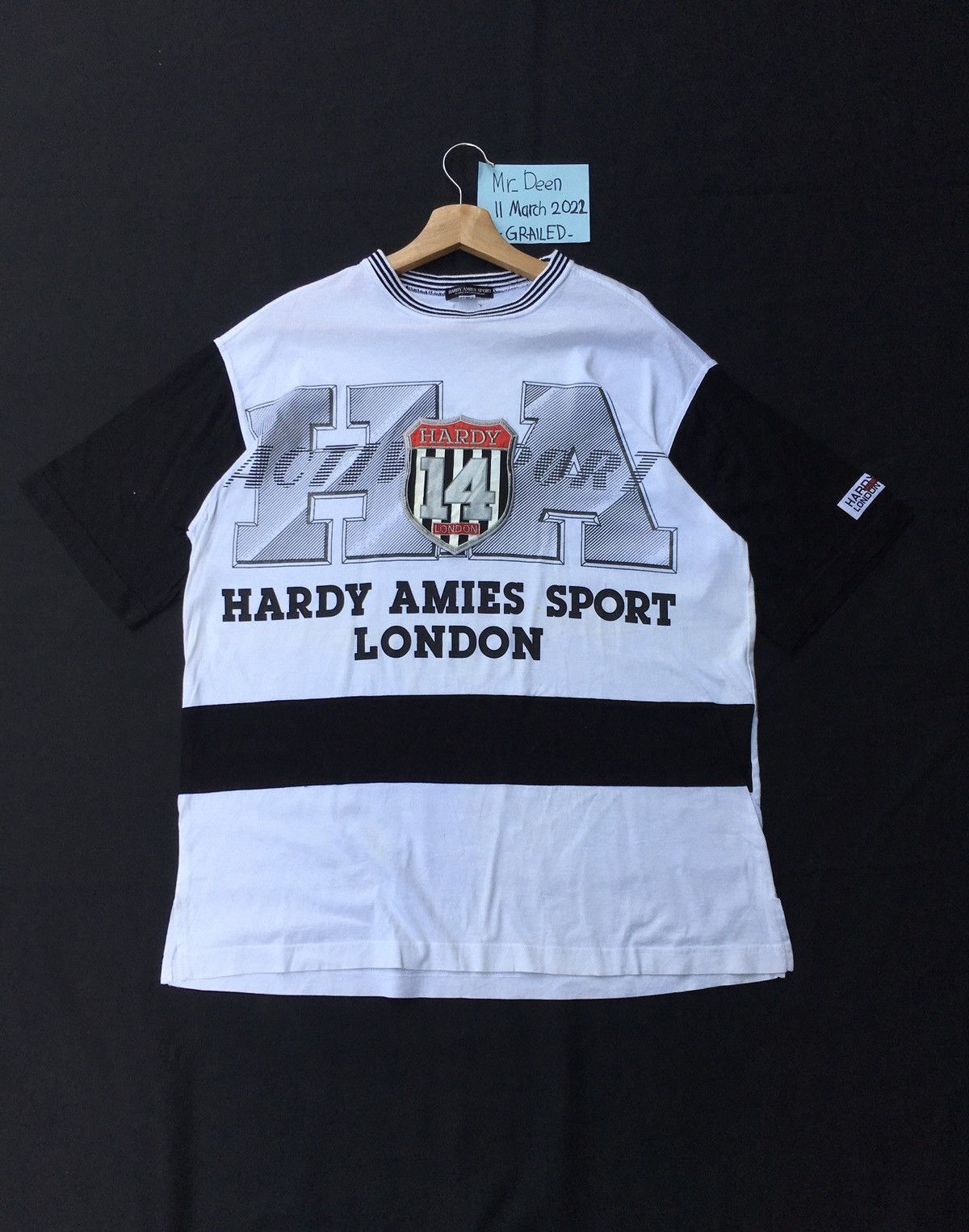 Vintage Rare Hardy Amies Sport London Tshirt