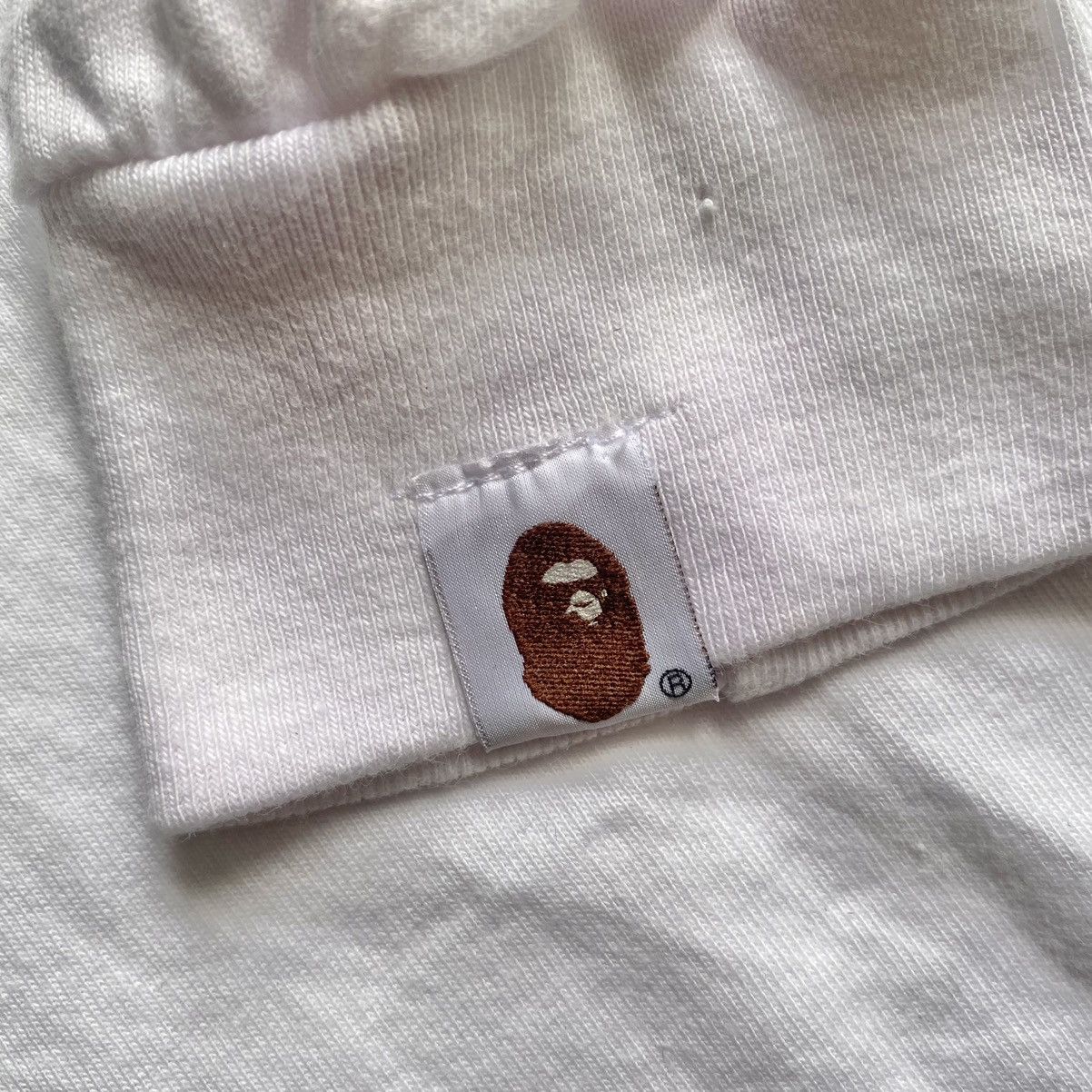 Bape Vintage 90’s Bape UK Very Ape International Size US M / EU 48-50 / 2 - 4 Thumbnail