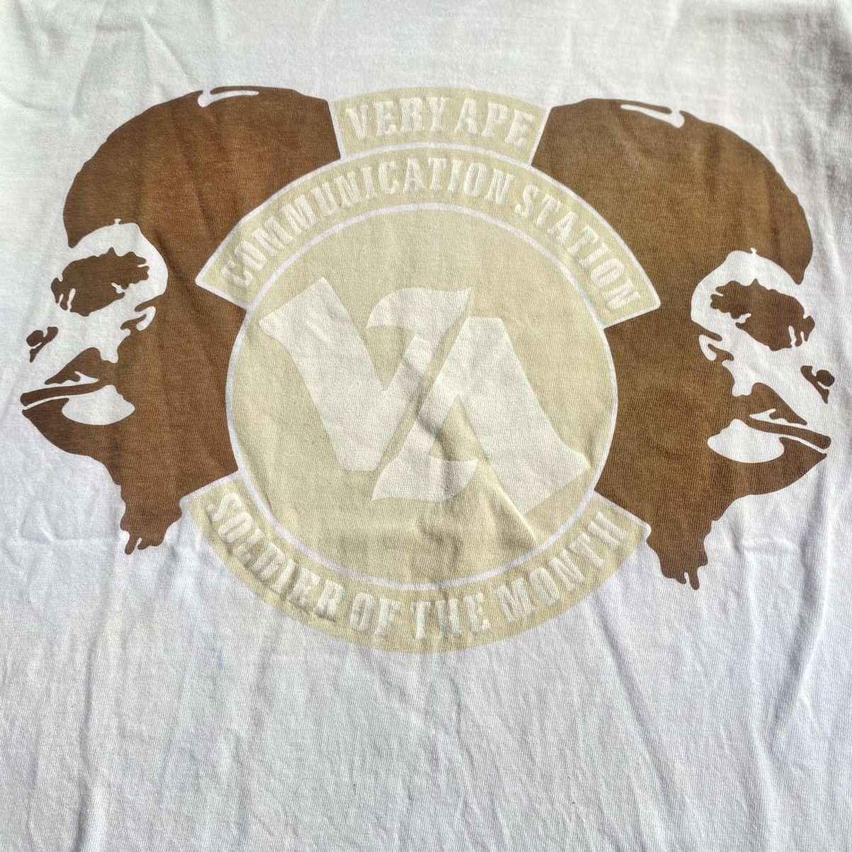 Bape Vintage 90’s Bape UK Very Ape International Size US M / EU 48-50 / 2 - 3 Thumbnail
