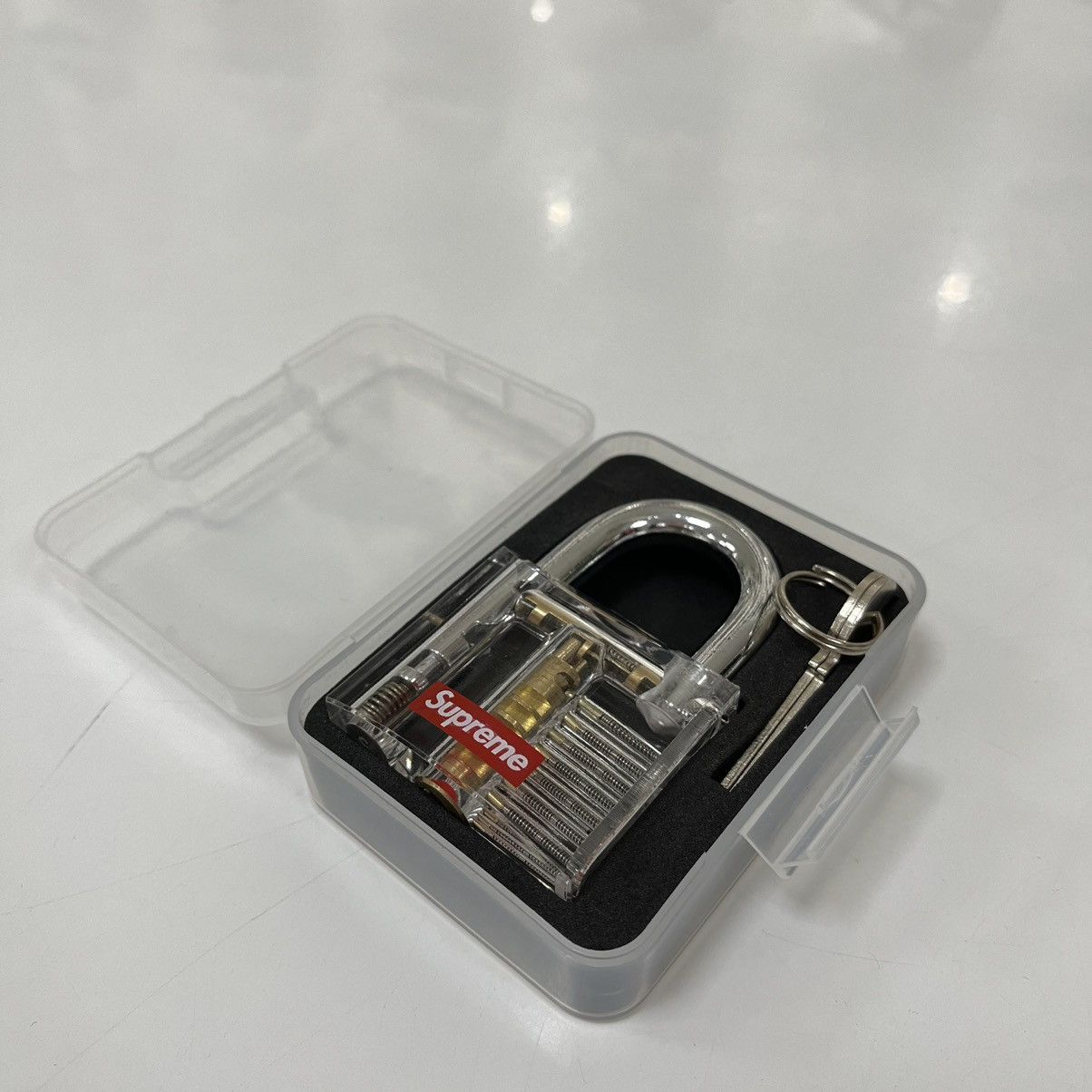 Supreme Supreme Transparent Lock Clear Size ONE SIZE - 2 Thumbnail