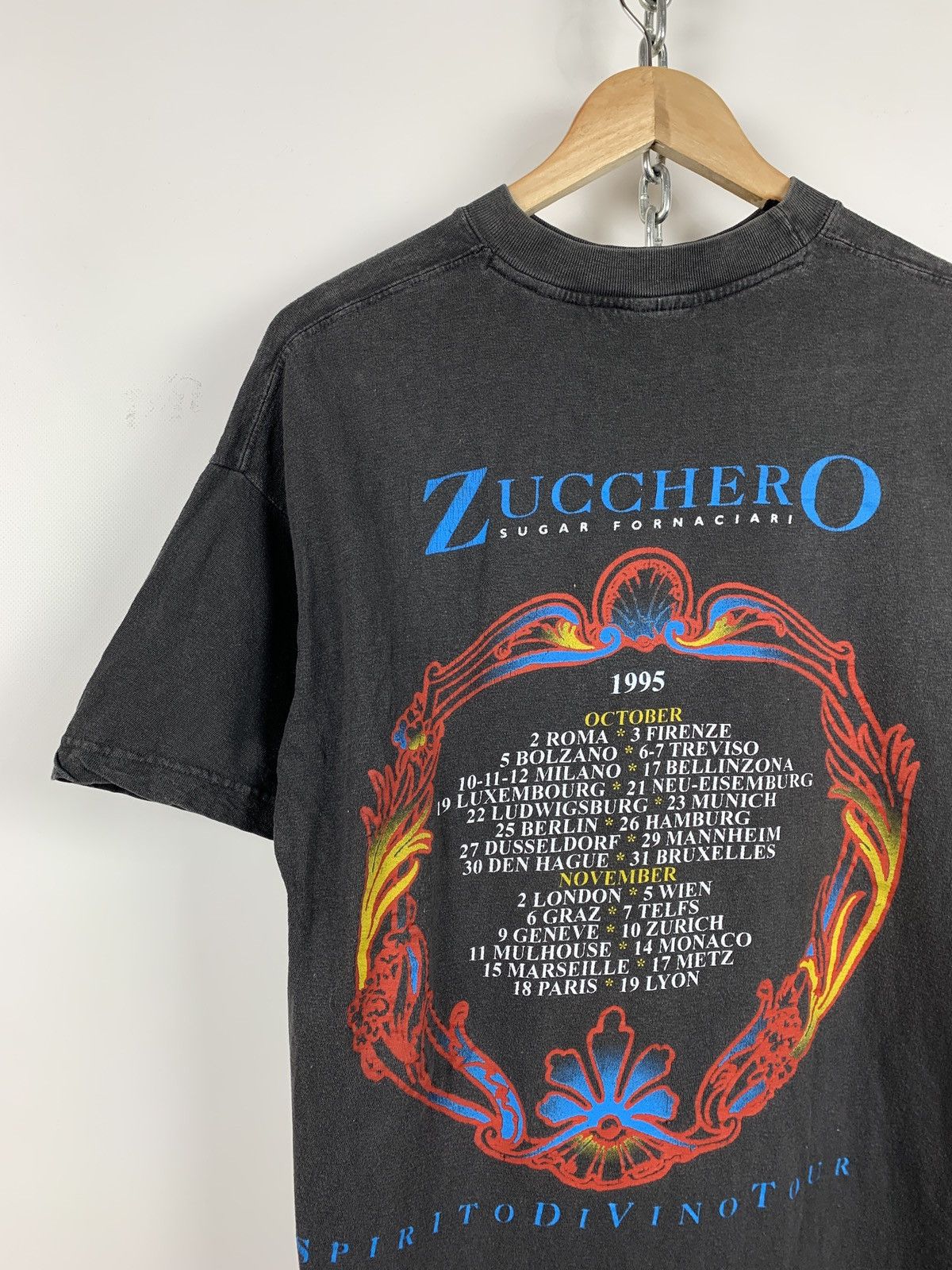 Band Tees 1995 Vintage Zucchero Spirito DiVino Tour T-Shirt Size US M / EU 48-50 / 2 - 5 Thumbnail
