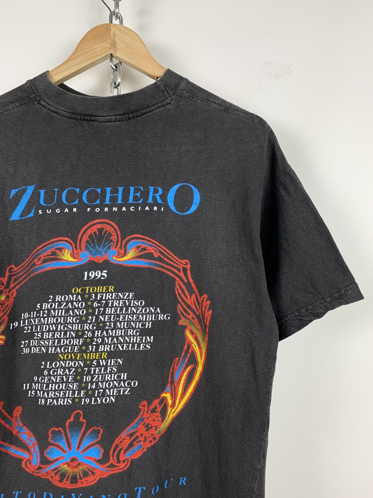 Band Tees 1995 Vintage Zucchero Spirito DiVino Tour T-Shirt Size US M / EU 48-50 / 2 - 6 Thumbnail