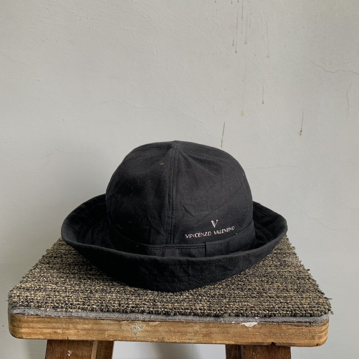 Valentino Vicenzo Valentino Bucket Hat Cap Size ONE SIZE - 1 Thumbnail