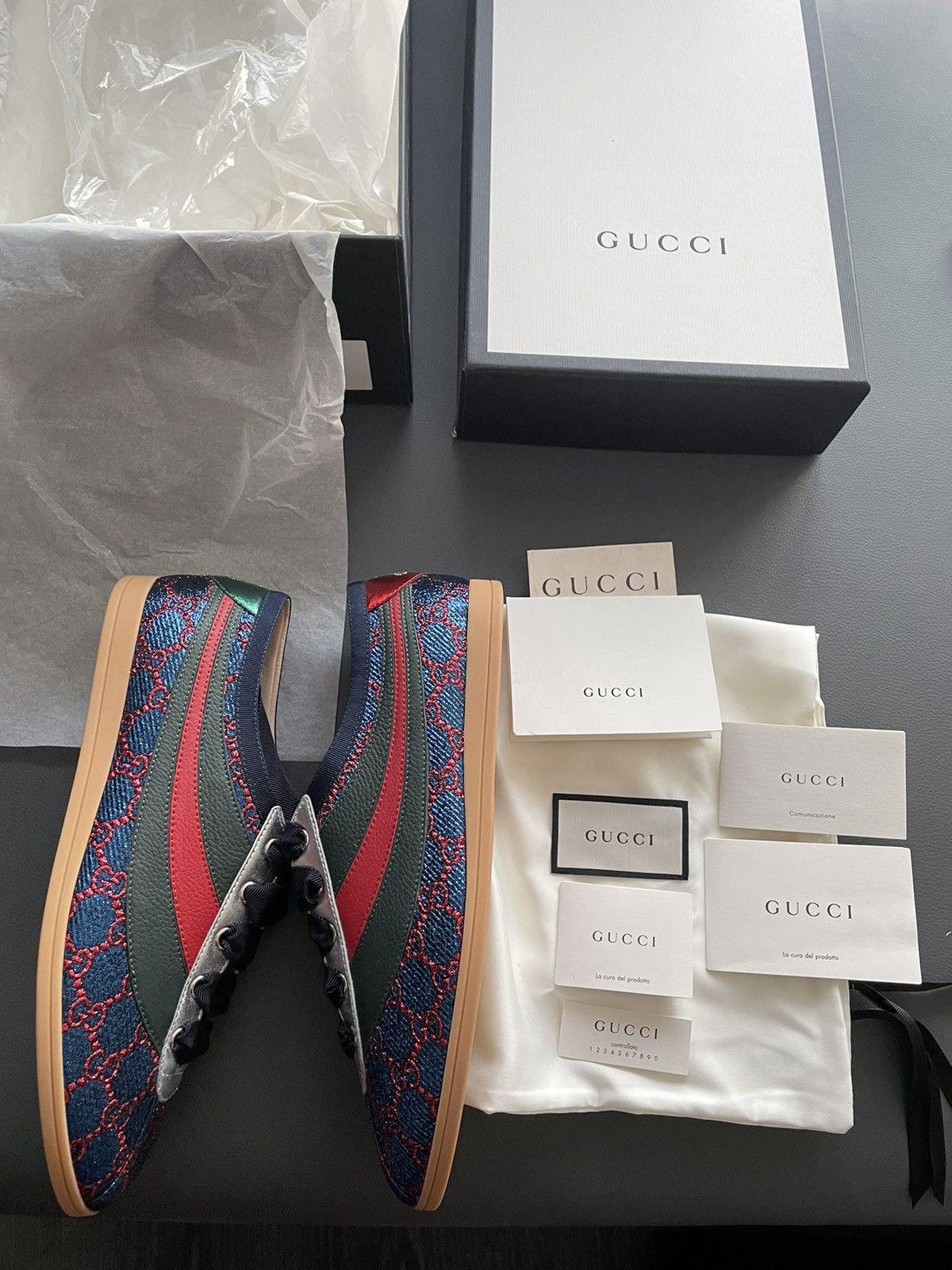 Gucci Super Runway GG Logo Limited Edition ACE Leather Sneaker Size US 8 / EU 41 - 17 Thumbnail