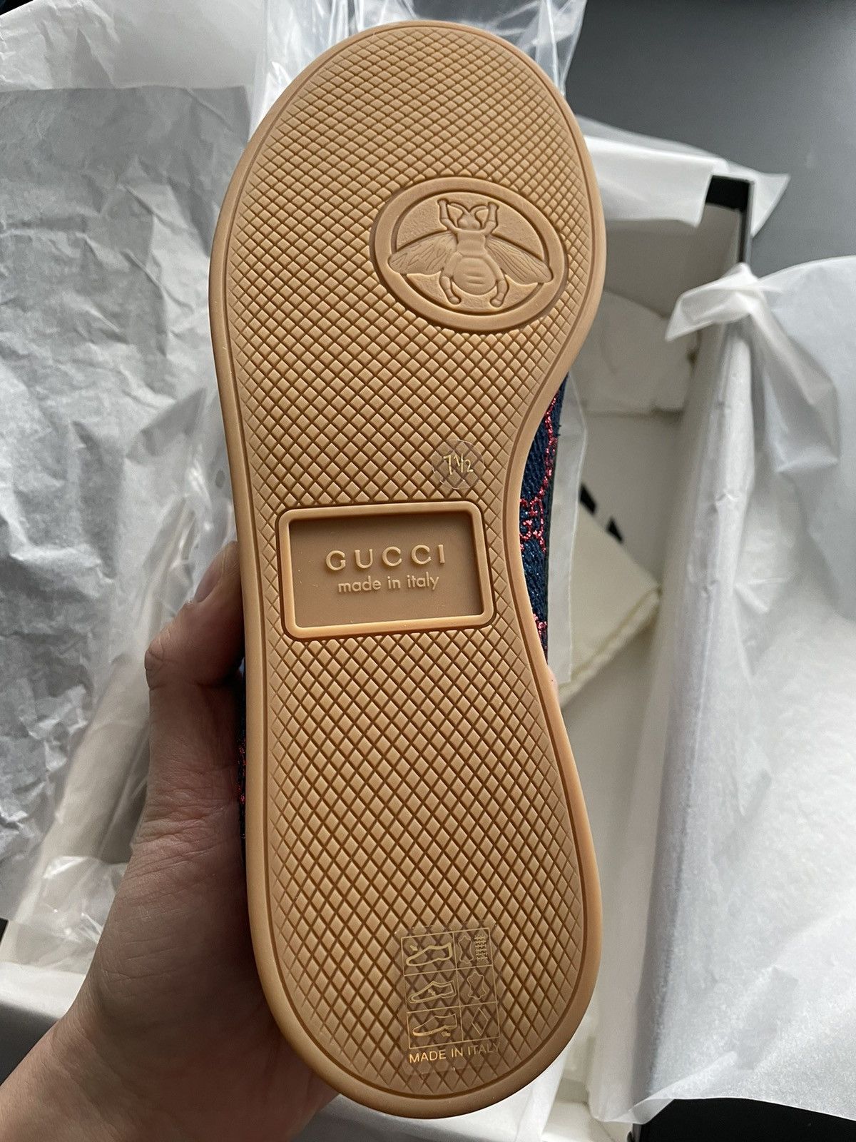 Gucci Super Runway GG Logo Limited Edition ACE Leather Sneaker Size US 8 / EU 41 - 8 Thumbnail