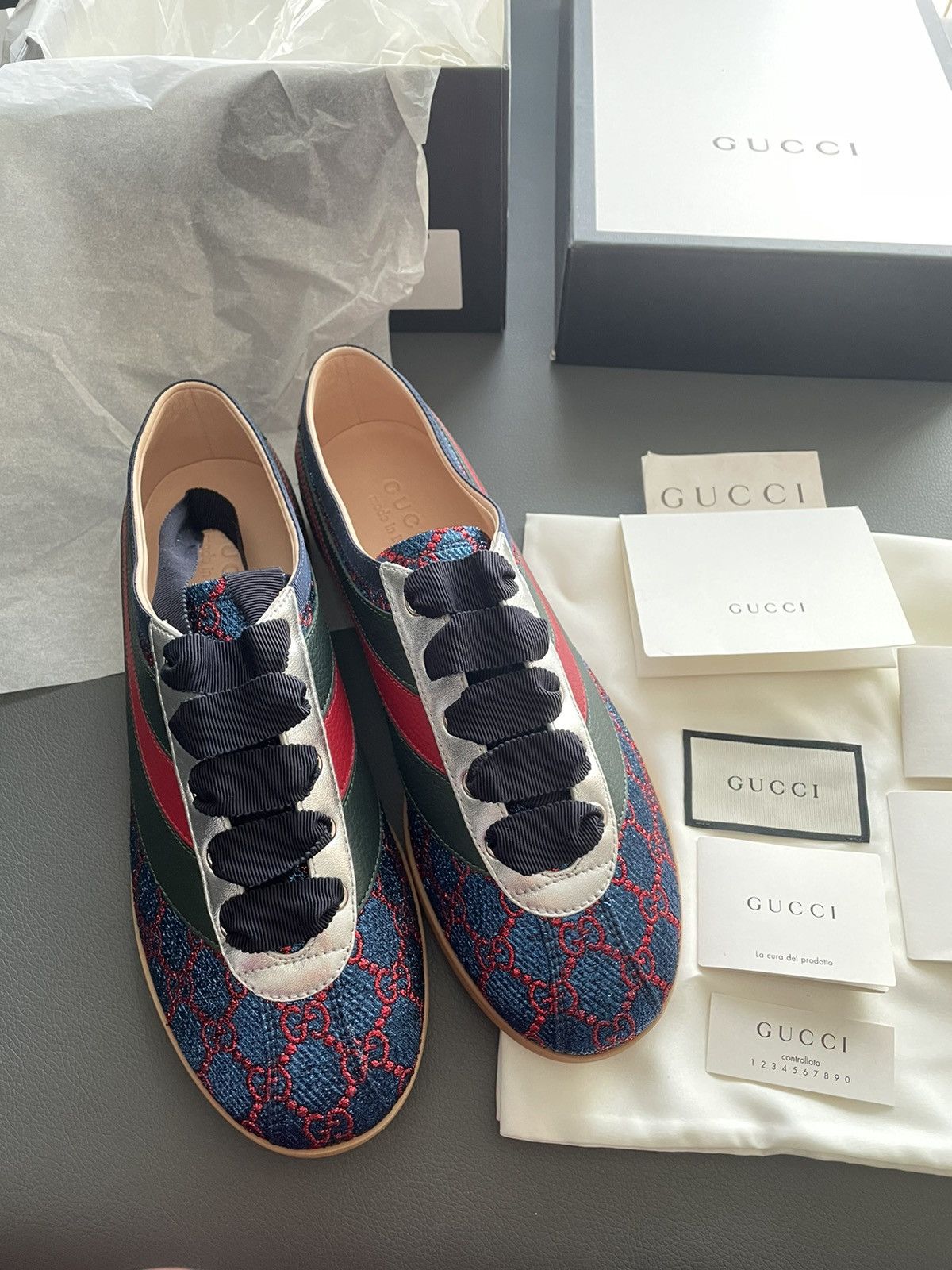 Gucci Super Runway GG Logo Limited Edition ACE Leather Sneaker Size US 8 / EU 41 - 18 Thumbnail