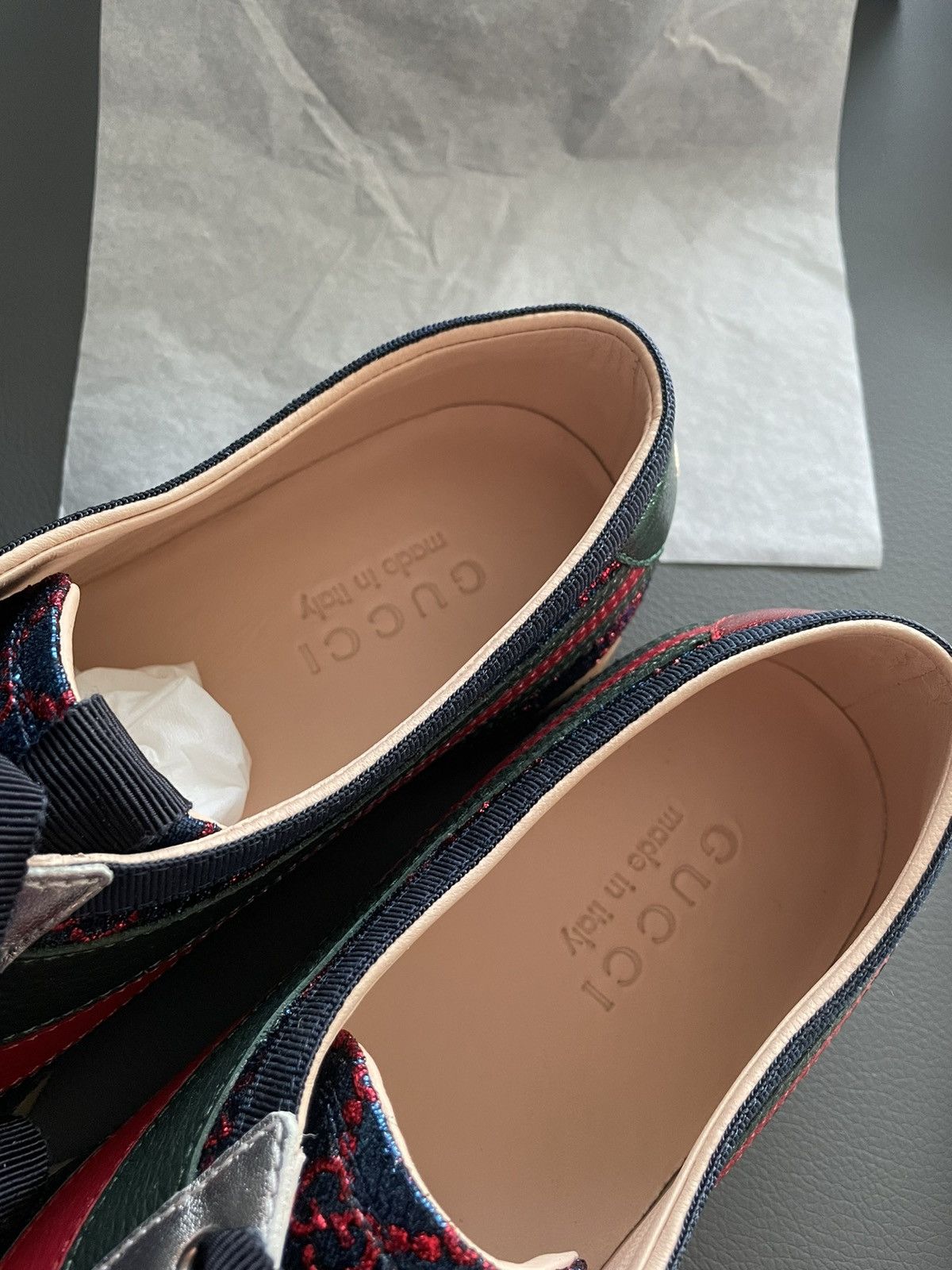 Gucci Super Runway GG Logo Limited Edition ACE Leather Sneaker Size US 8 / EU 41 - 19 Thumbnail