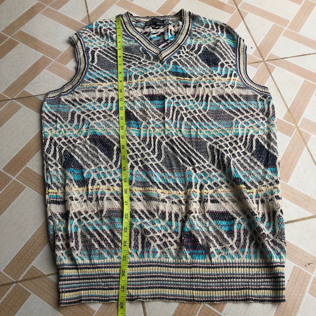 Missoni Missoni Wool Front V-neck Vest Size US M / EU 48-50 / 2 - 5 Thumbnail