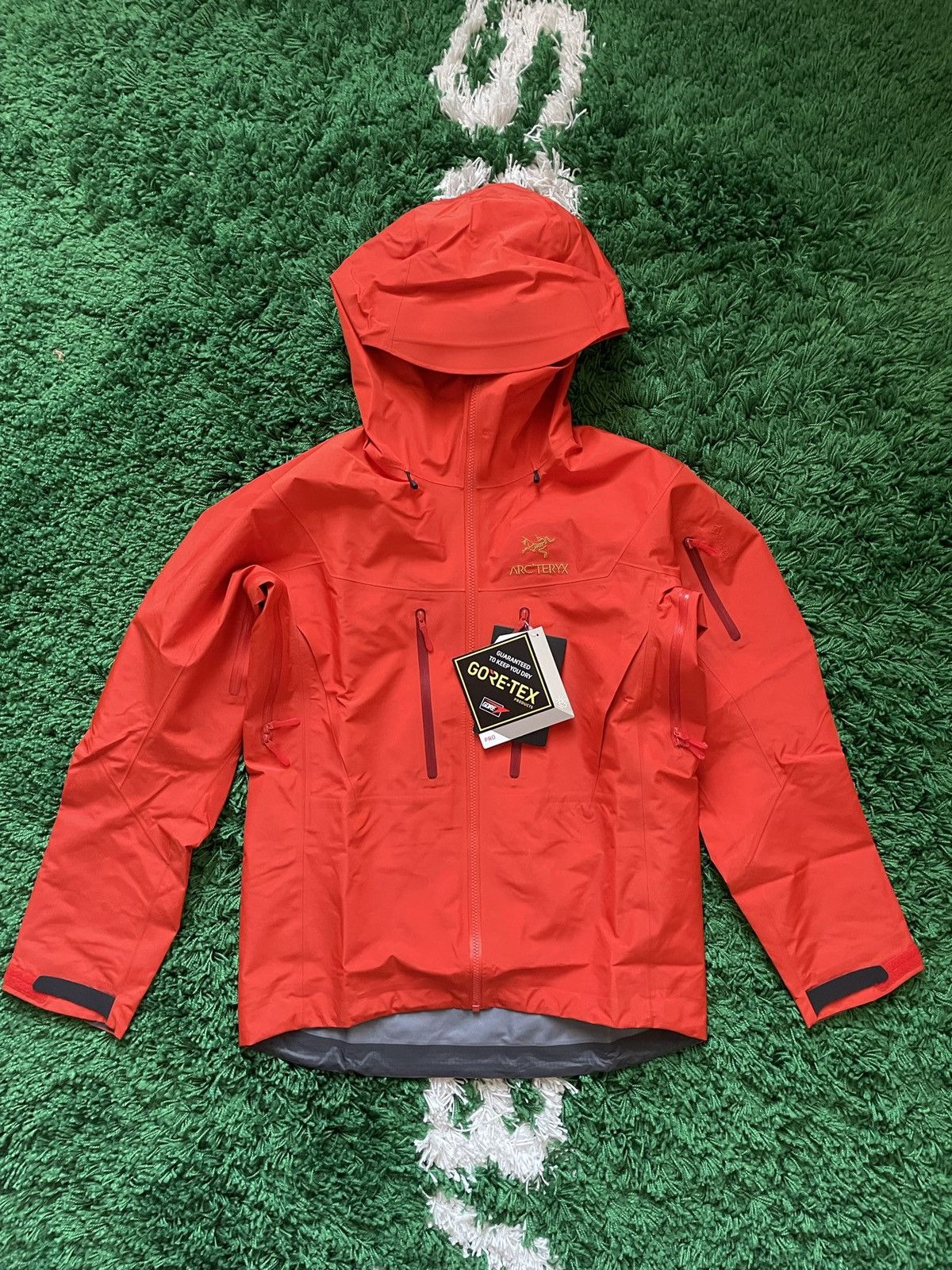 Arc'teryx Arc'Teryx Alpha SV Gore-Tex Jacket Dynasty | Grailed Arc'teryx Arc'Teryx Alpha SV Gore-Tex Jacket Dynasty | Grailed