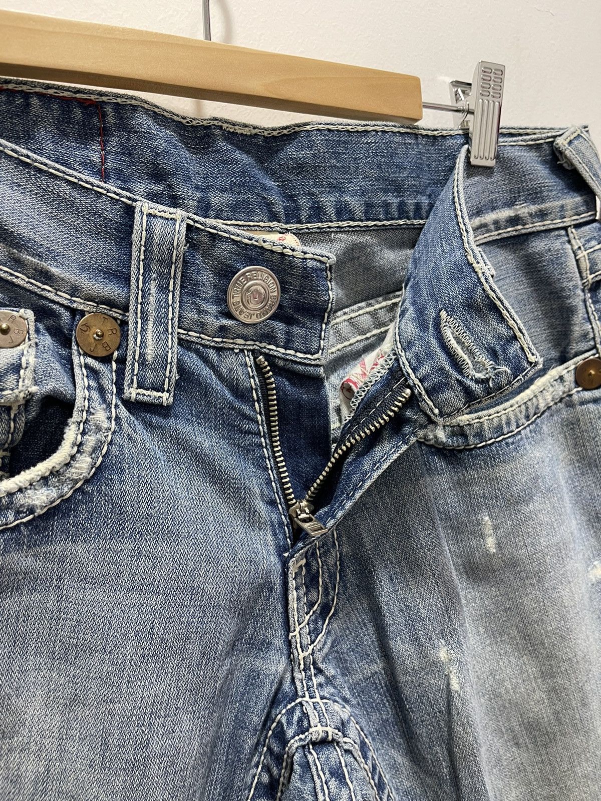 True Religion TRUE RELIGION BOOTCUT DISTRESSED JEANS MADE IN USA Size US 29 - 6 Thumbnail